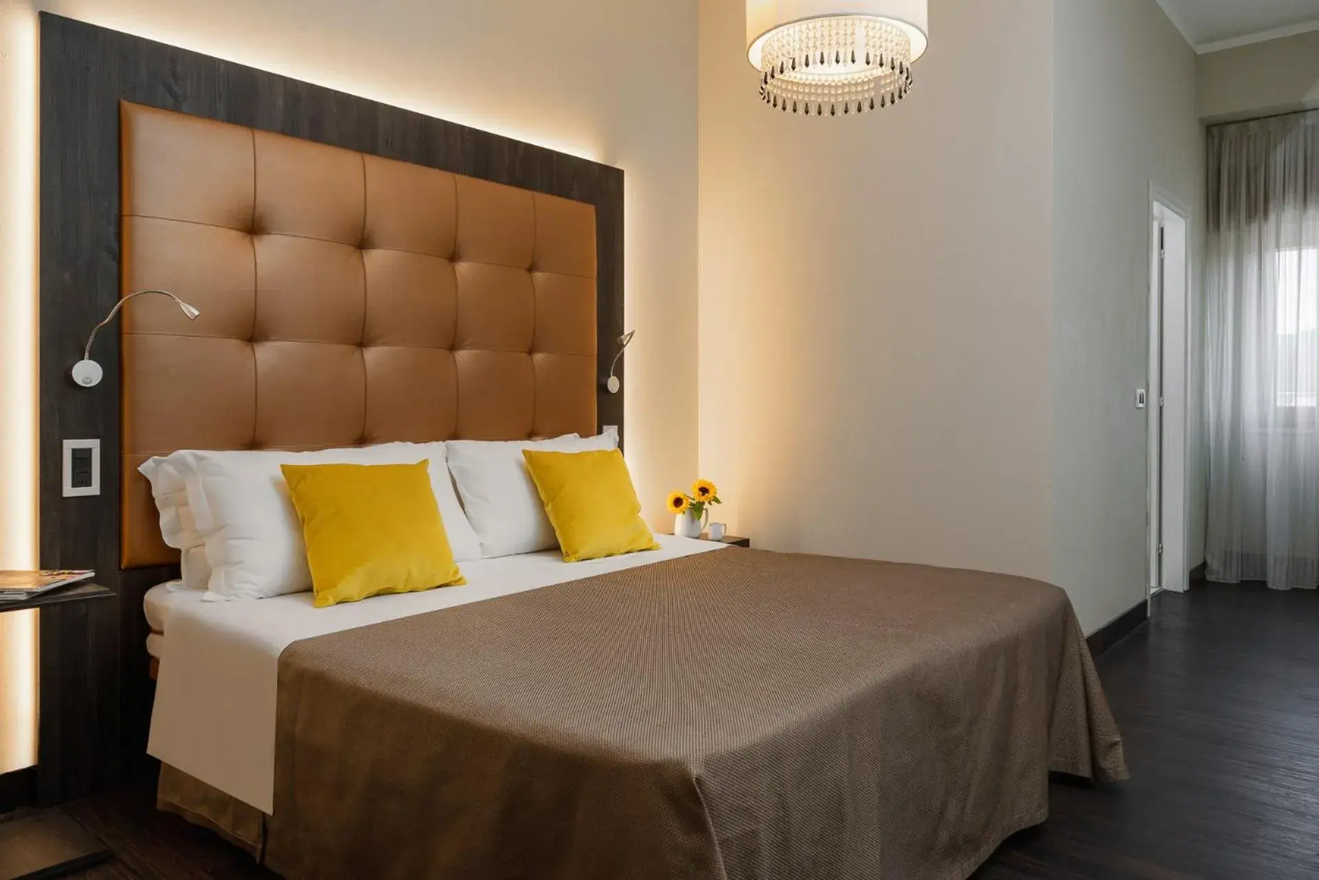 Bedroom, Bed in Hotel Lalla & Villa Orly Beauty & Relax