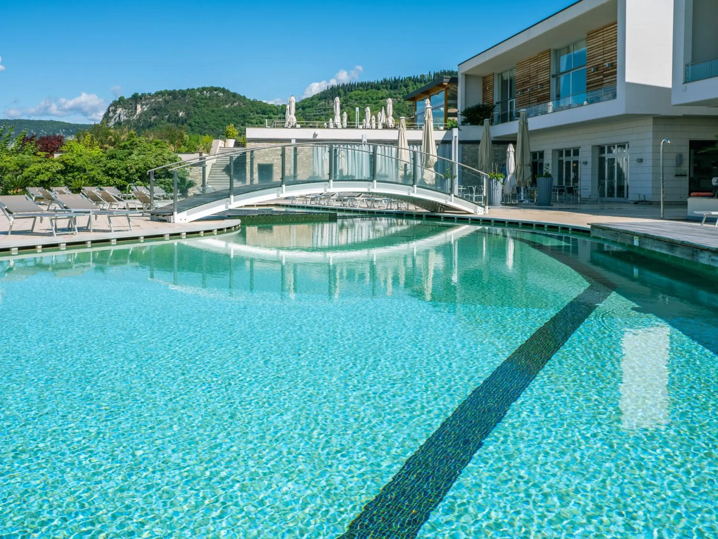 Swimming Pool in Parc Hotel Germano Suites & Apartments