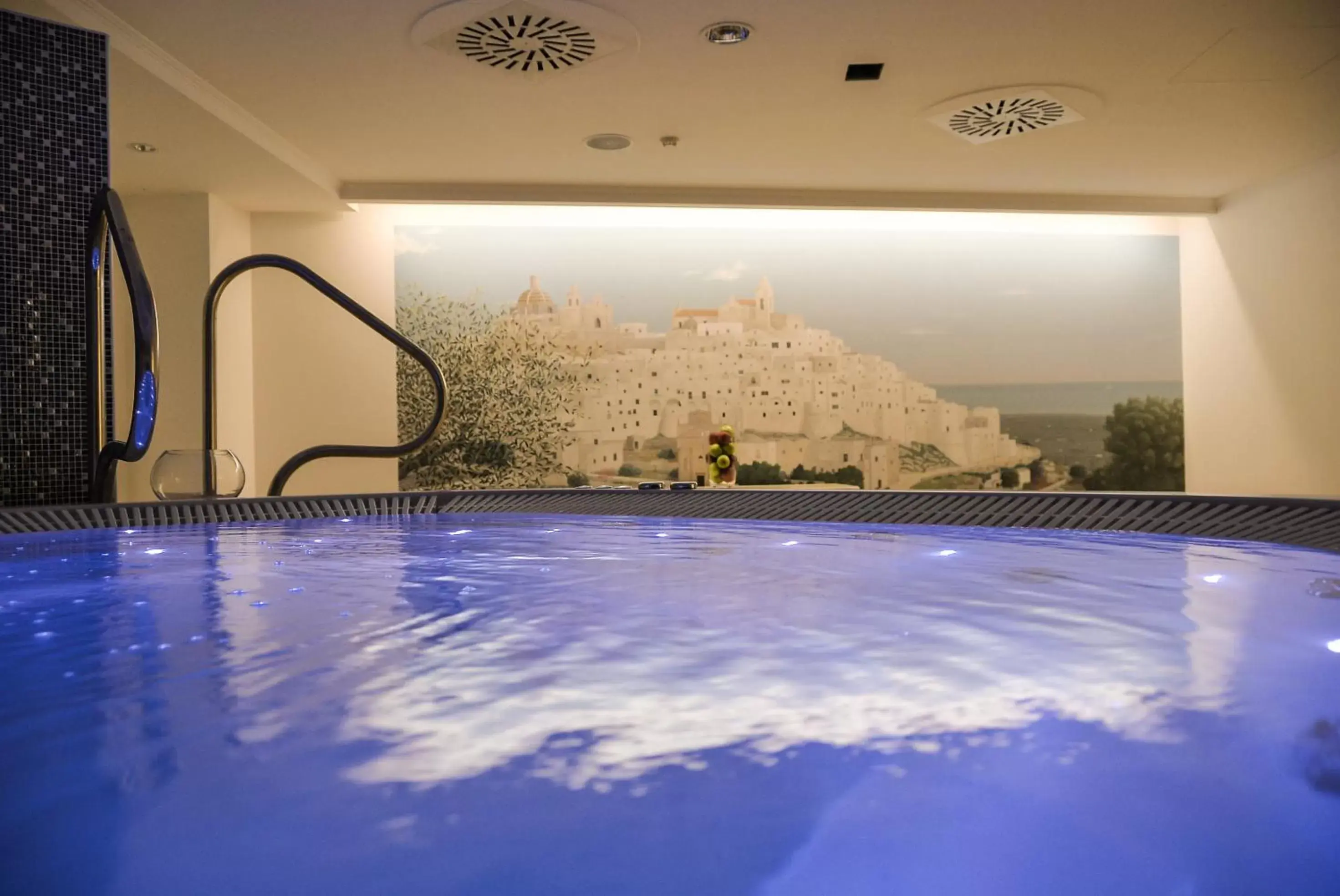 Spa and wellness centre/facilities, Swimming Pool in OSTUNI PALACE - Hotel Bistrot & SPA