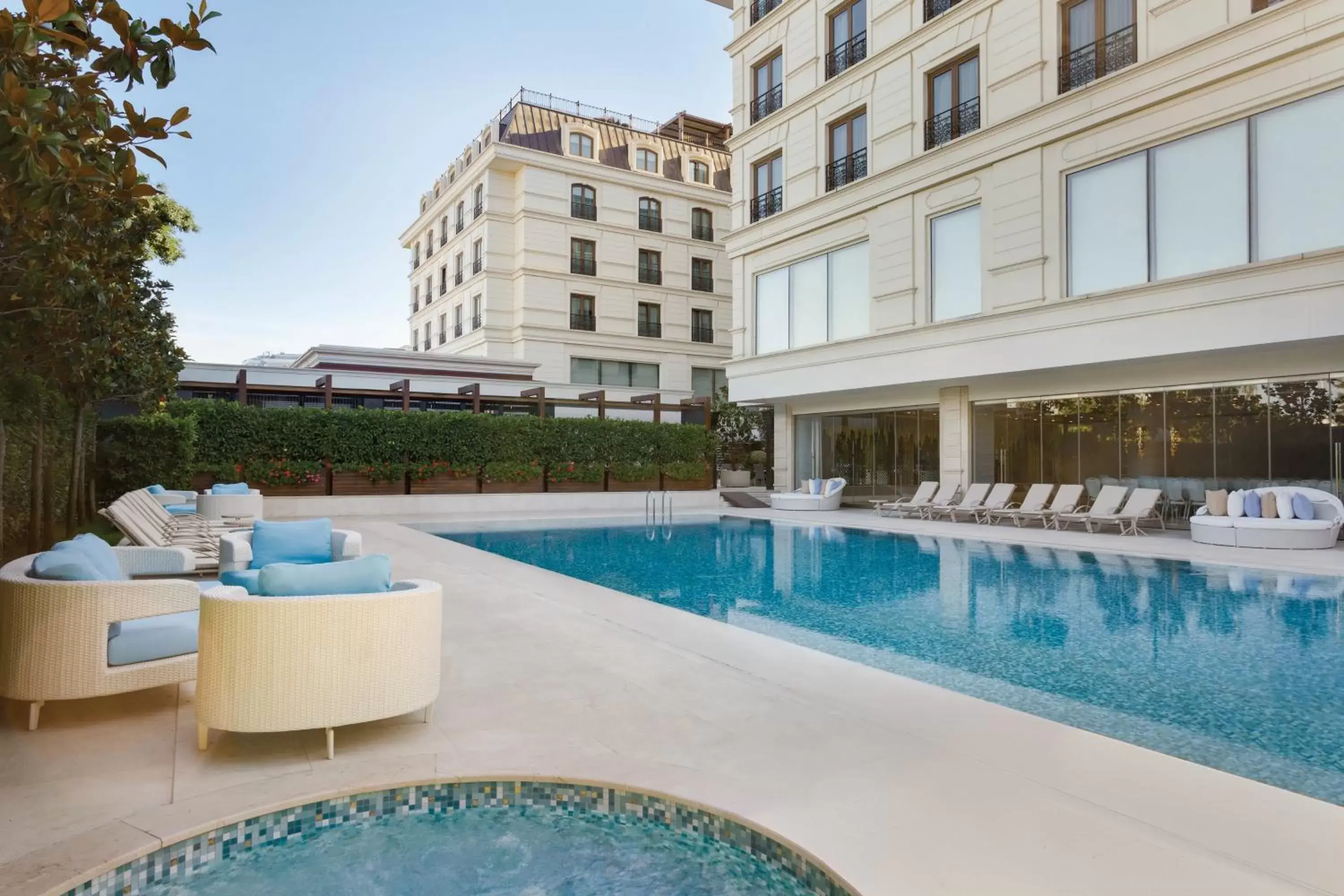Property building, Swimming Pool in Wyndham Grand Istanbul Kalamış Marina Hotel