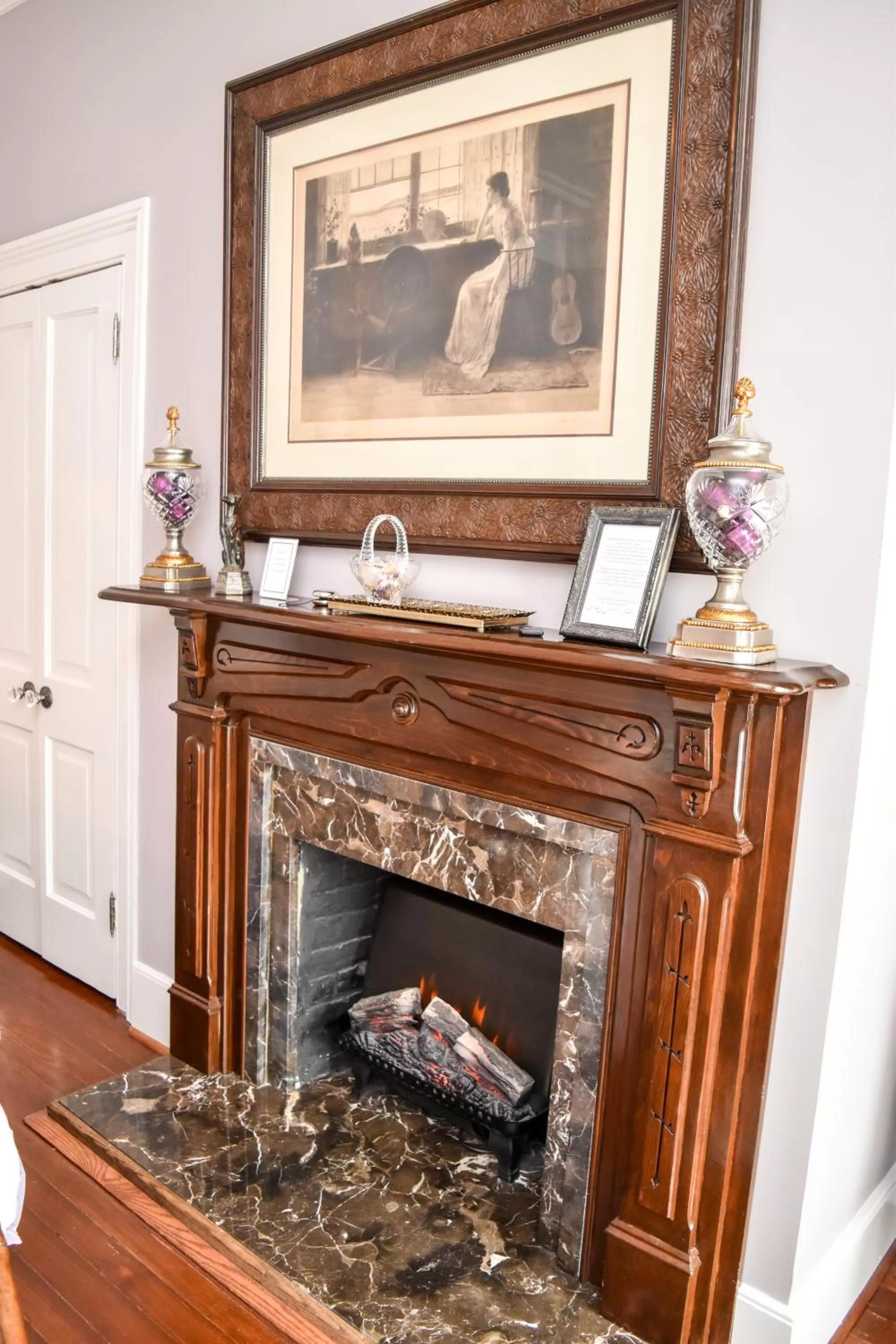 TV/Entertainment Center in The Richard Johnston Inn & 1890 Caroline House