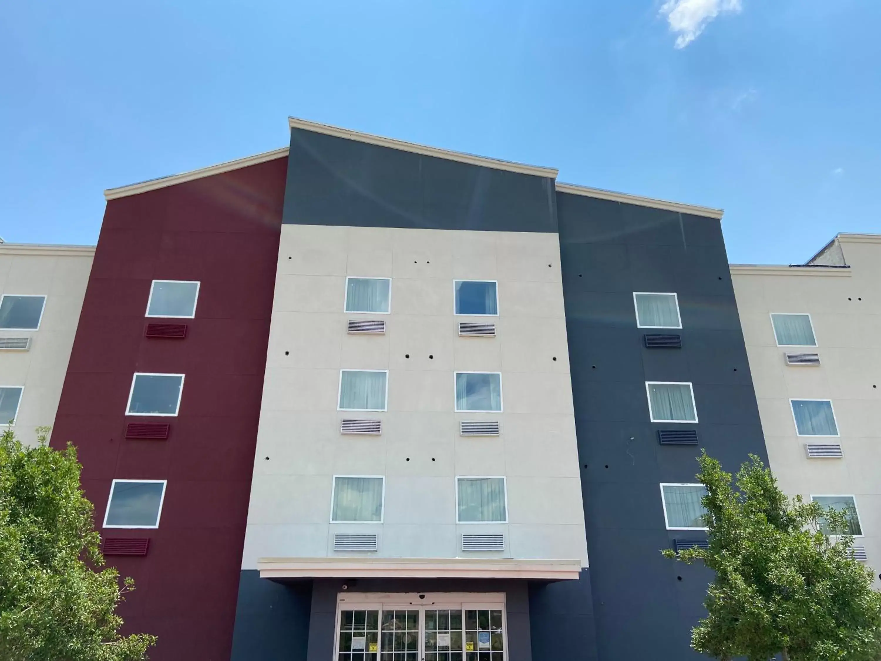 Property Building in Candlewood Suites La Porte, an IHG Hotel