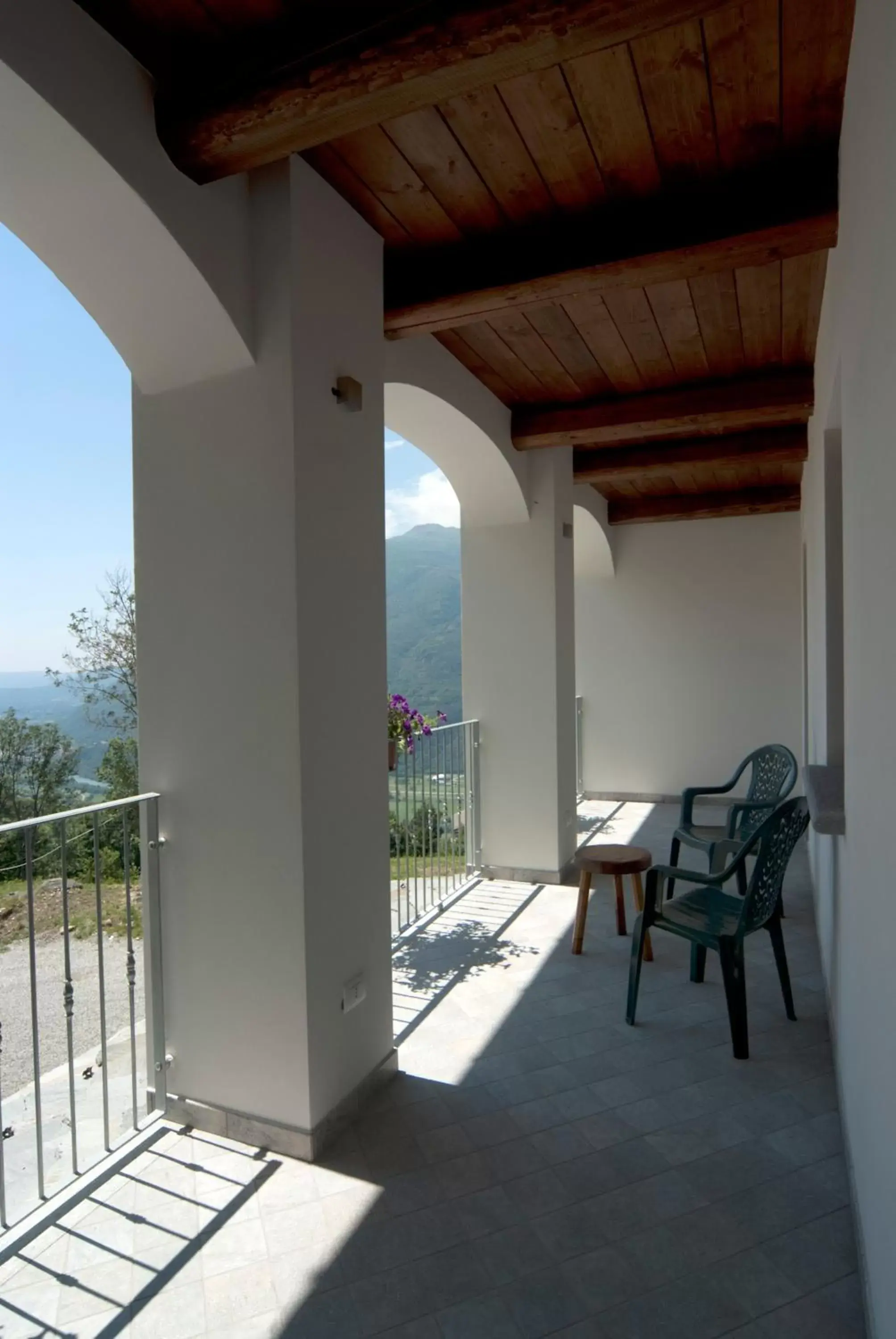 Facade/entrance, Balcony/Terrace in Il Falco E La Volpe