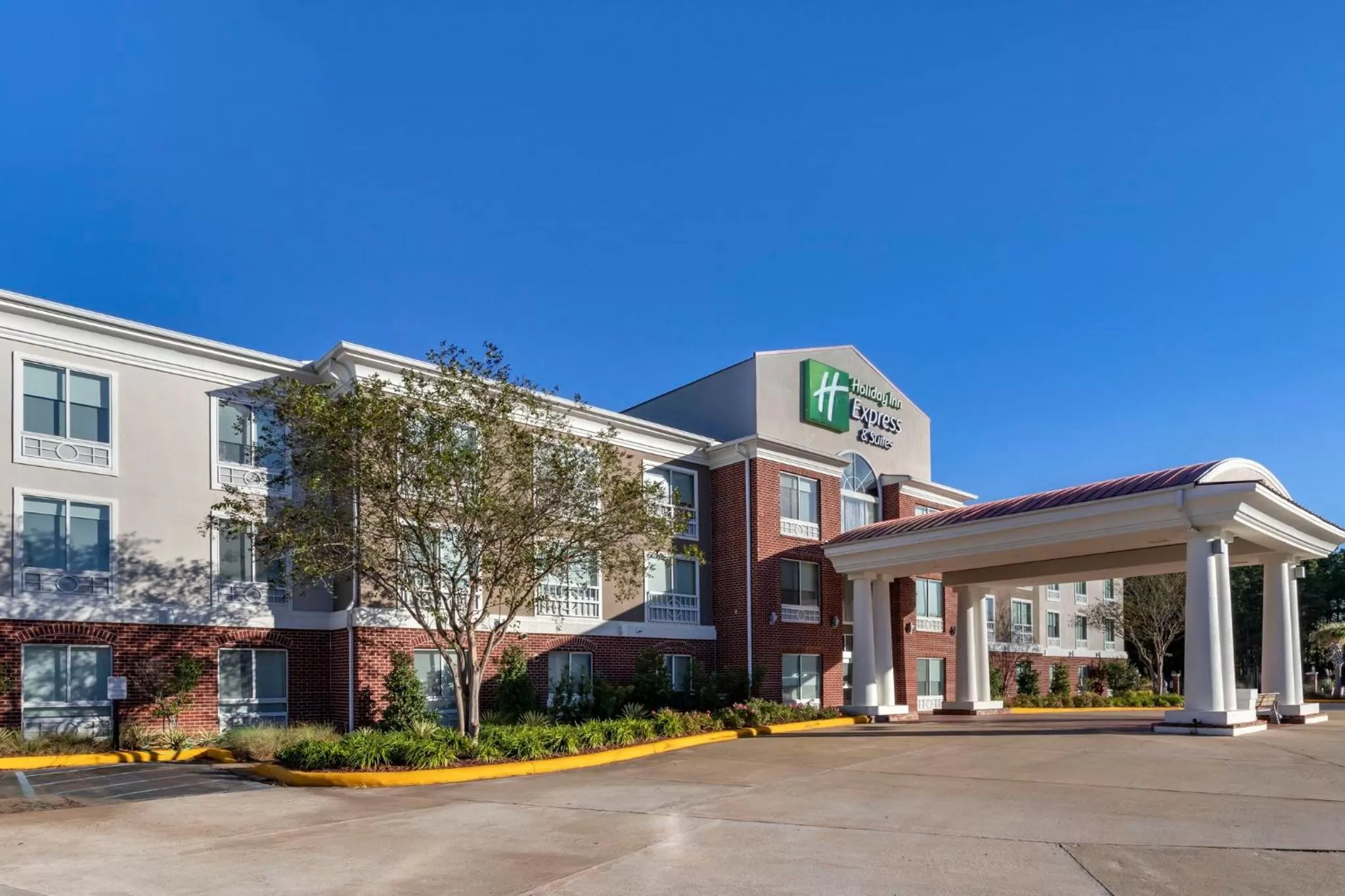 Property building in Holiday Inn Express Hotel and Suites Natchitoches by IHG