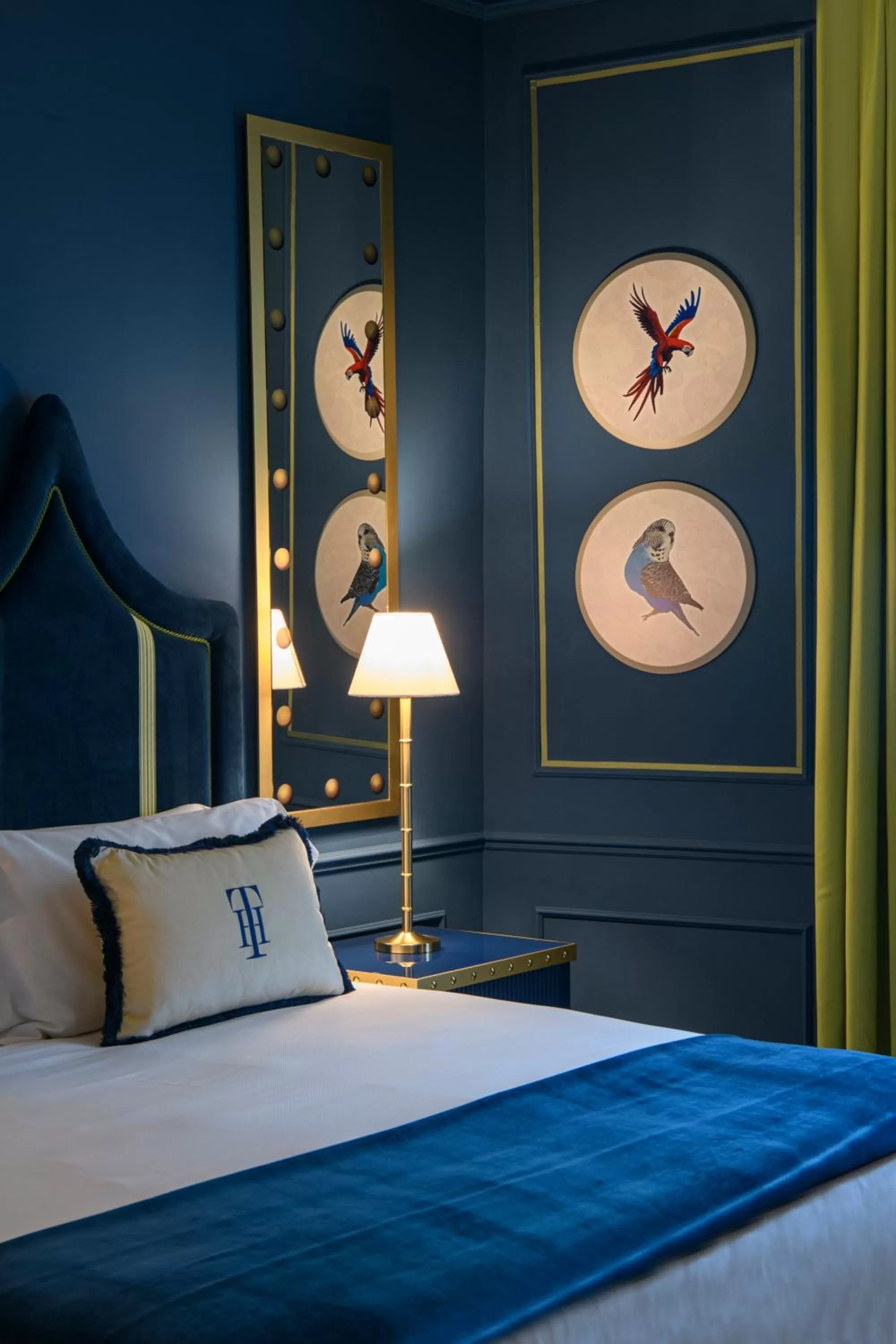 Bed in IL Tornabuoni The Unbound Collection by Hyatt