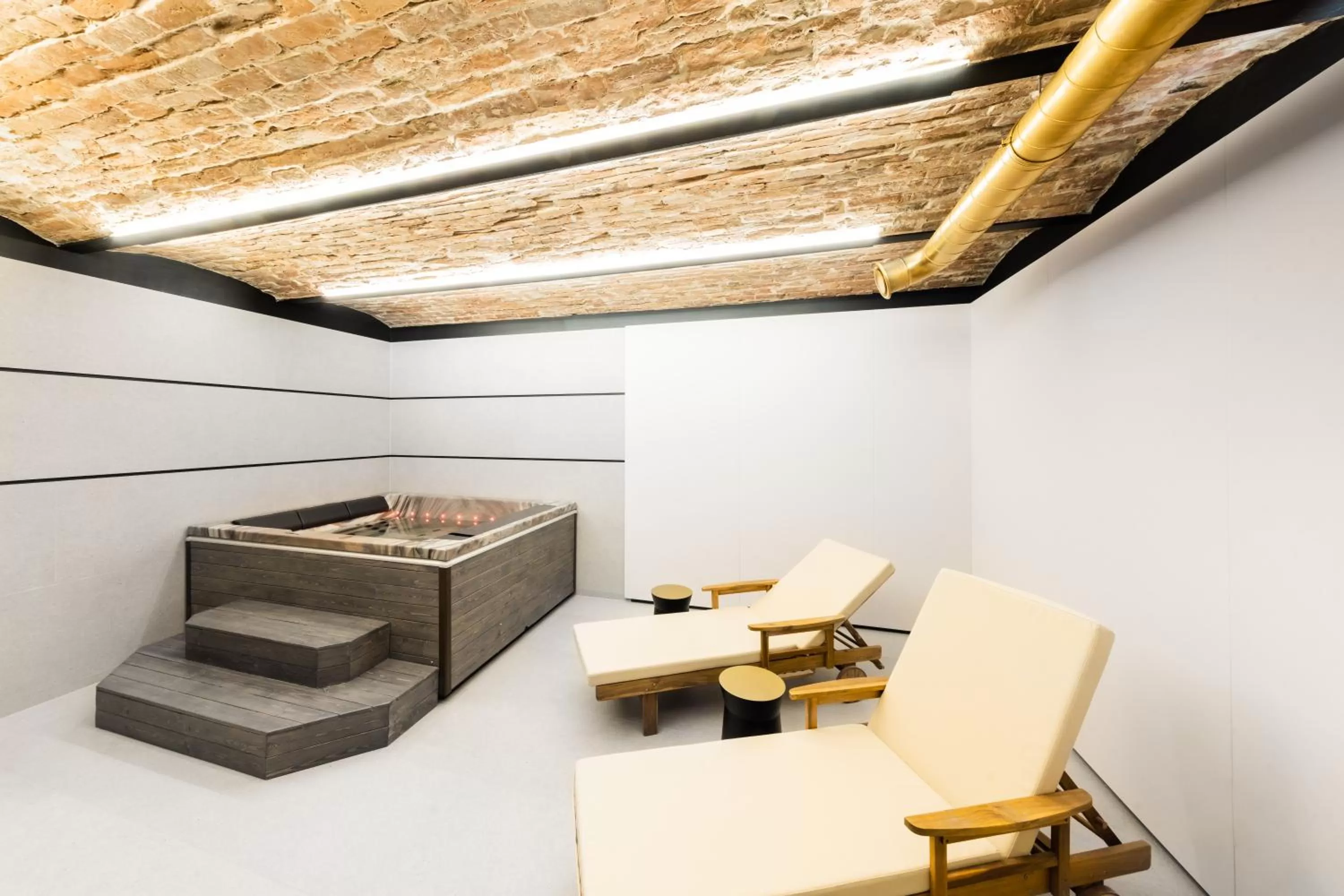 Hot Tub in TRIBE Riga City Centre