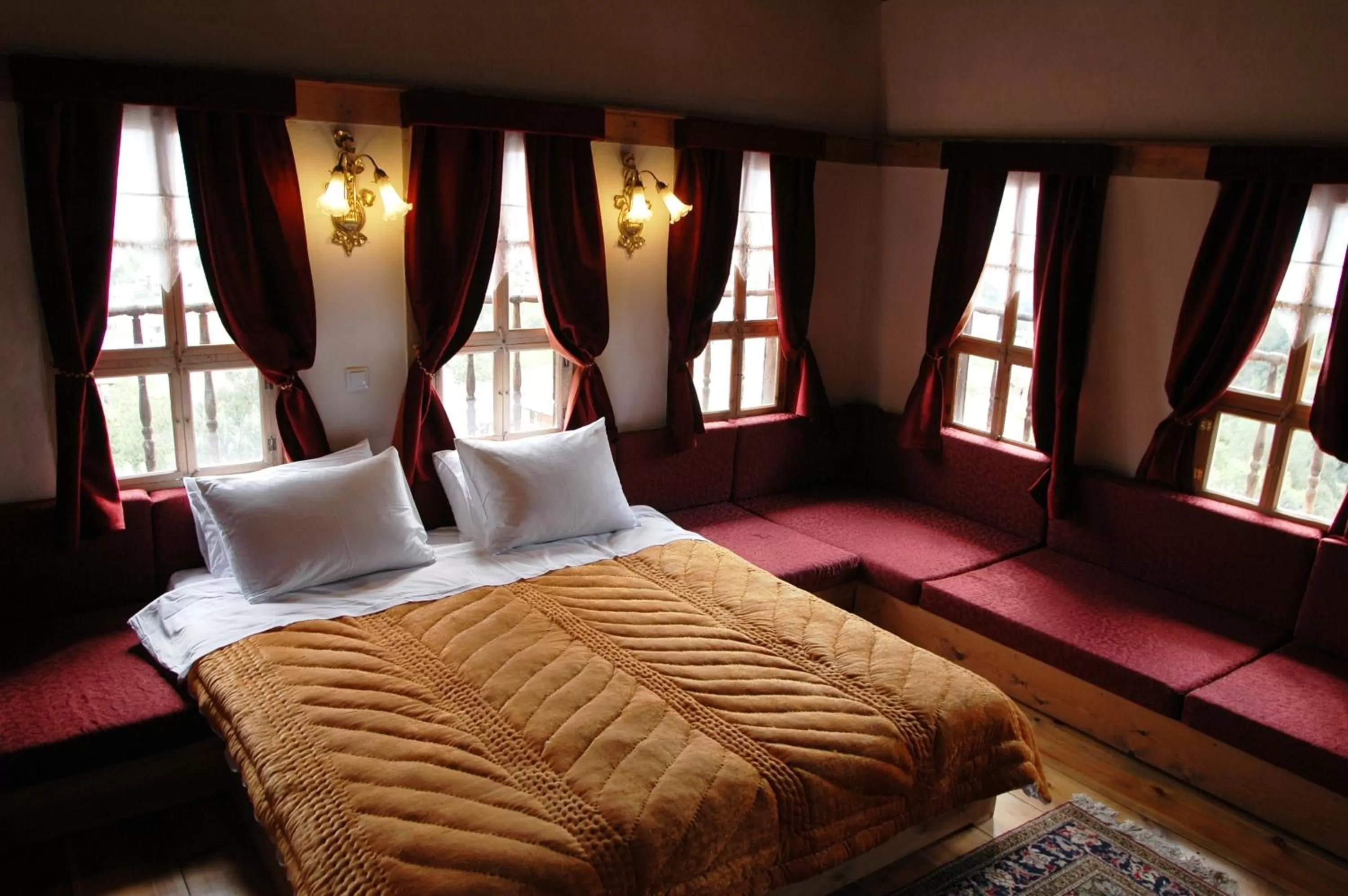 Bed in Gulevi Safranbolu Heritage Hotel
