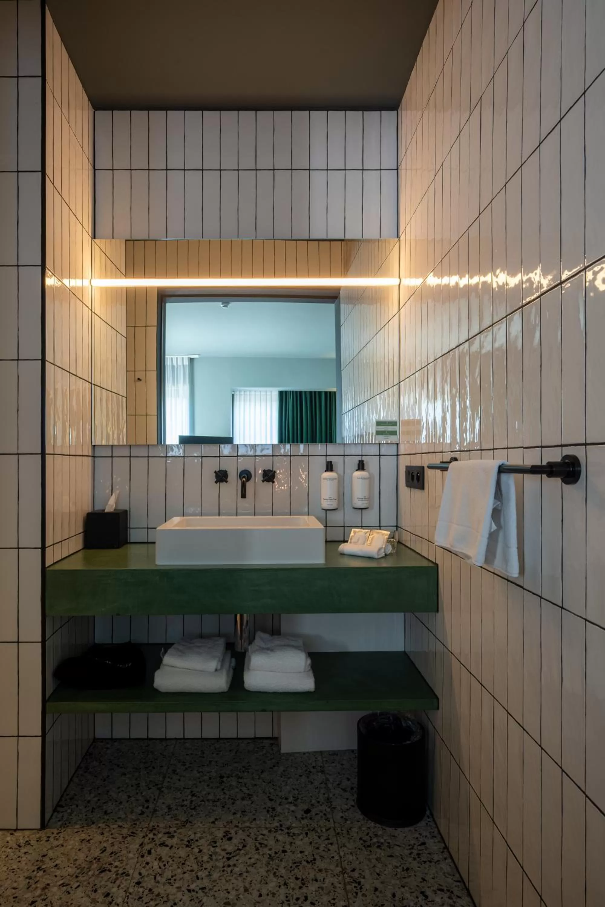 Bathroom in U Eat & Sleep Antwerp