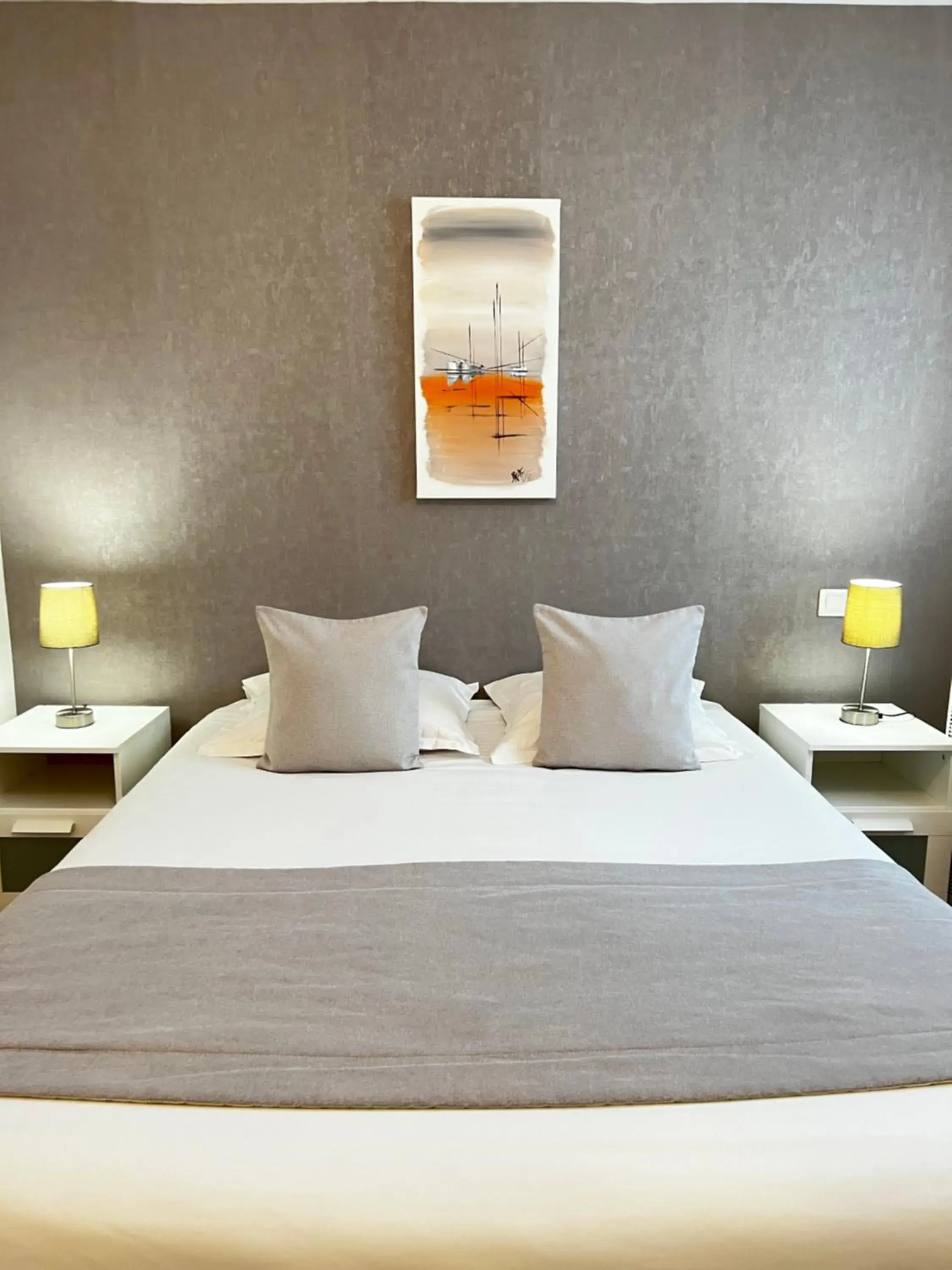 Bed in Hôtel de la Plage