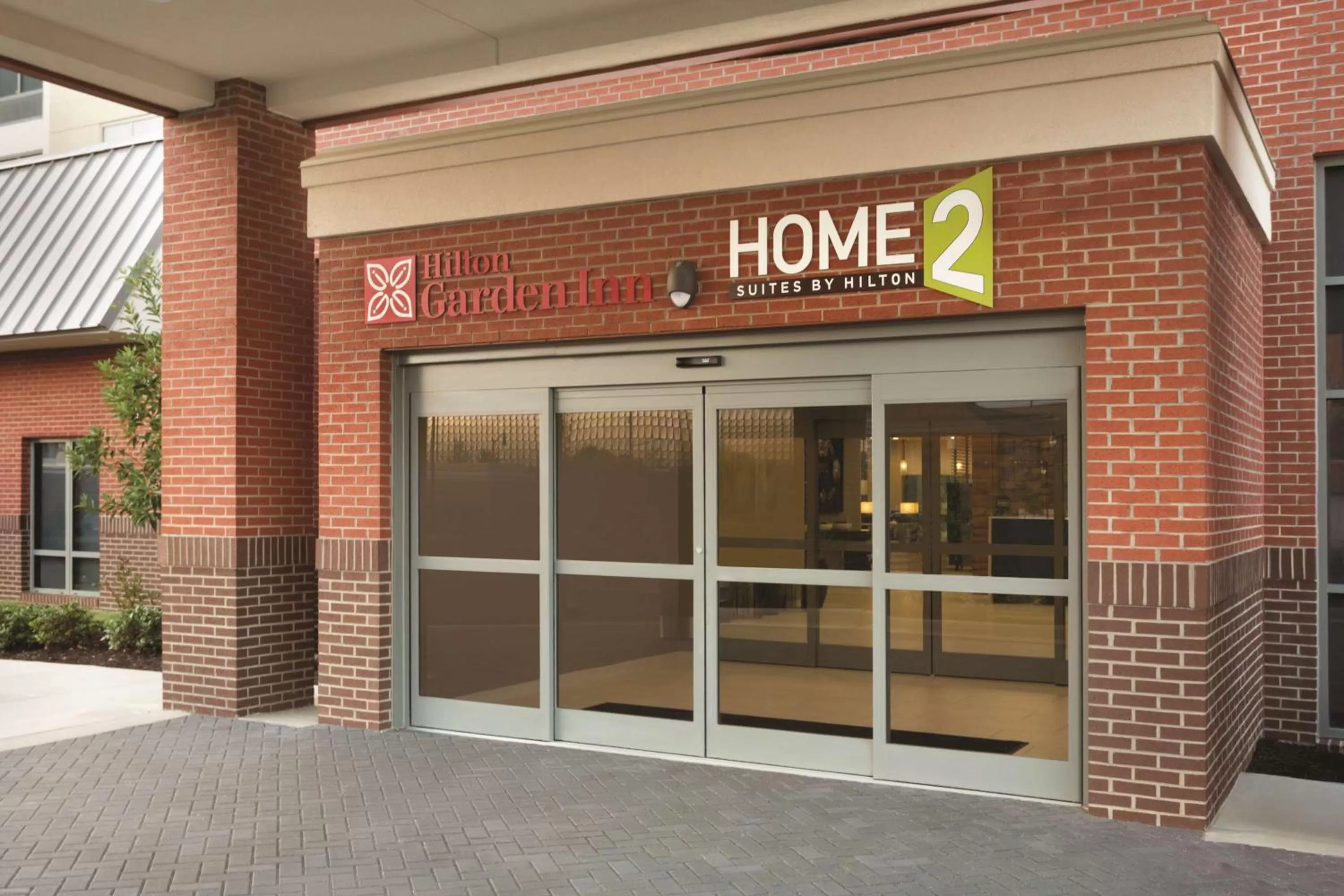 Property building in Hilton Garden Inn Downtown Birmingham