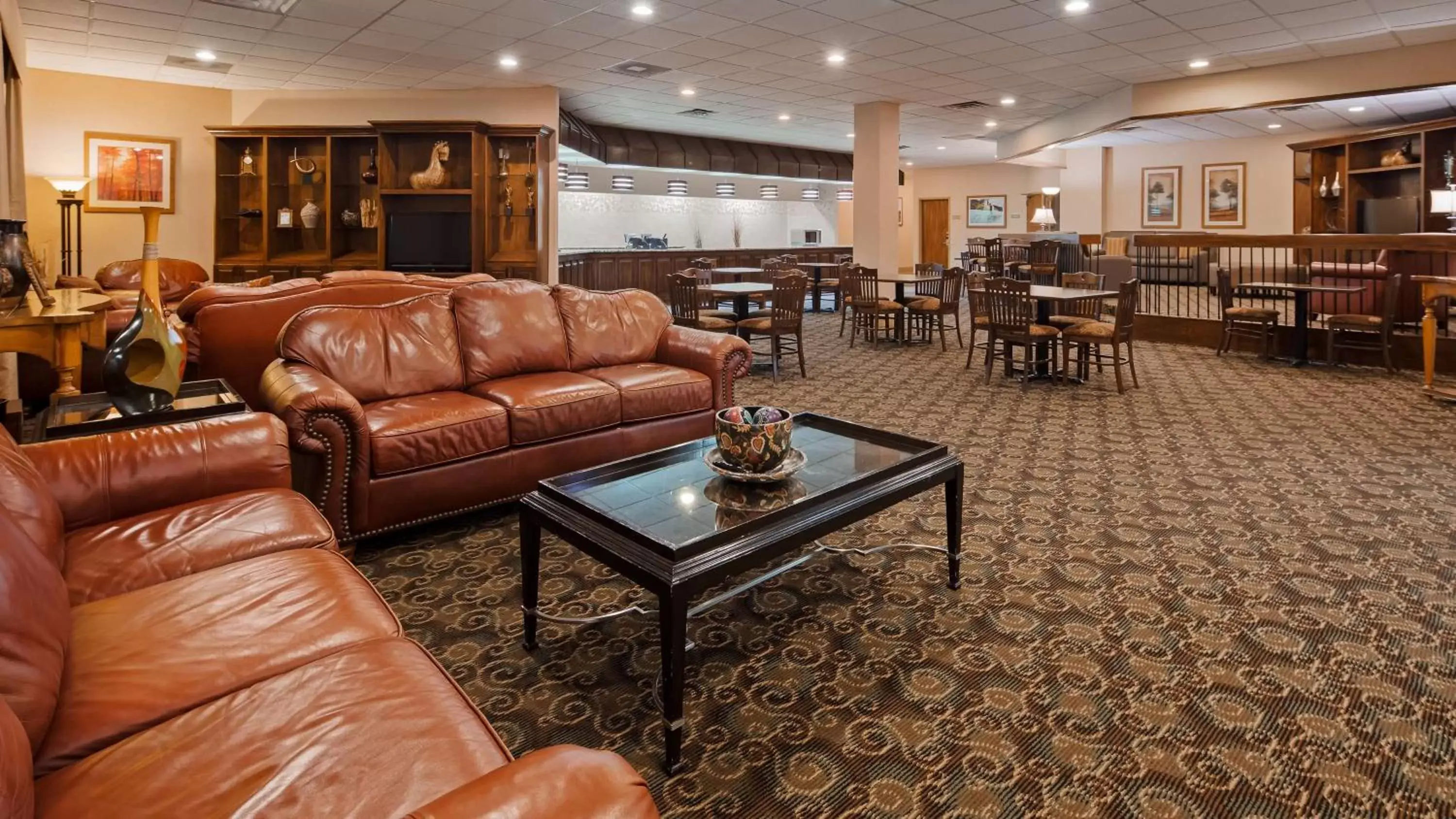 Lobby or reception in Best Western Crossroads of the Bluffs Lobby or reception in Best Western Crossroads of the Bluffs