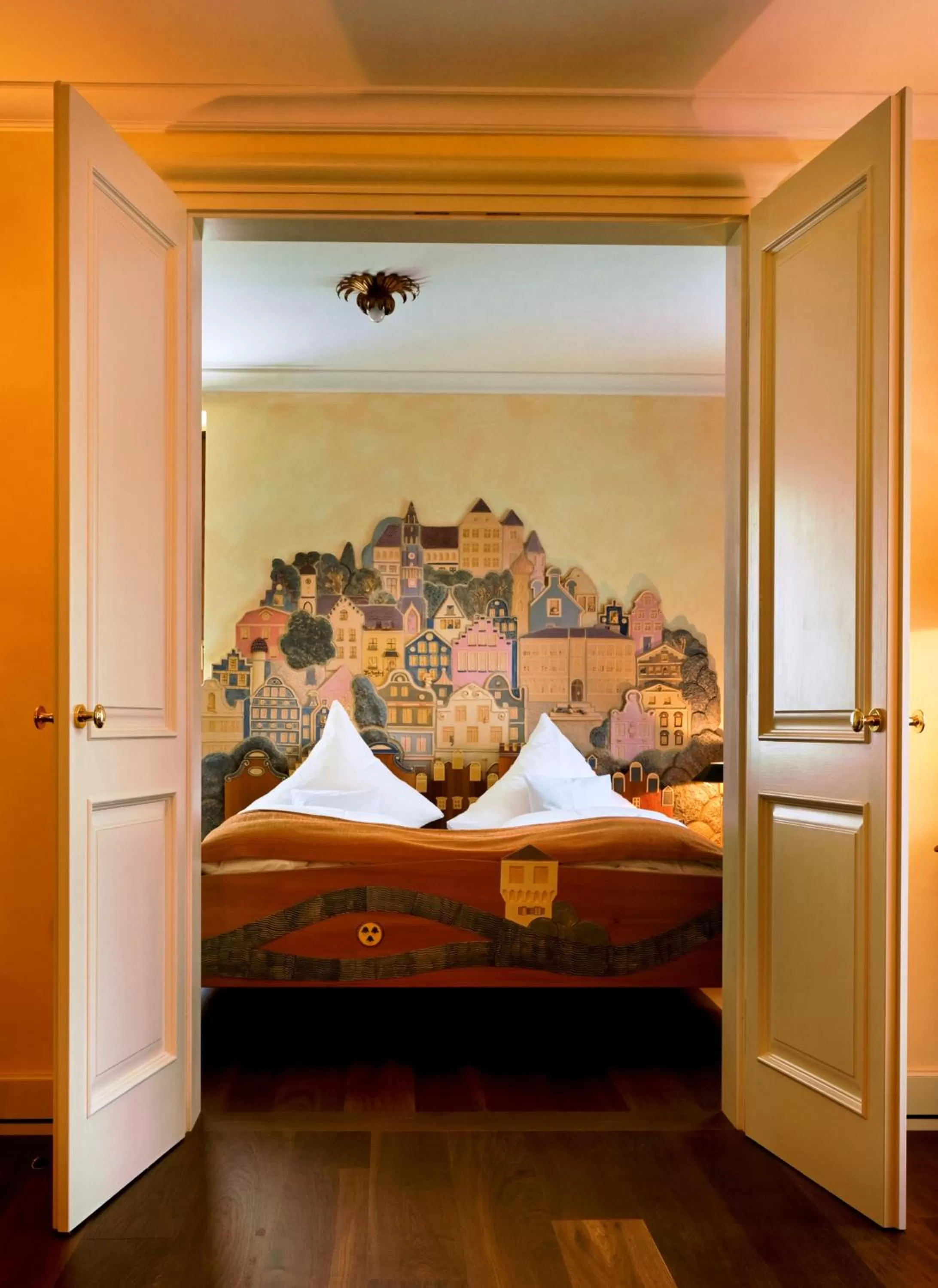 Bedroom, Bed in Simones Hotel Fürstenhof