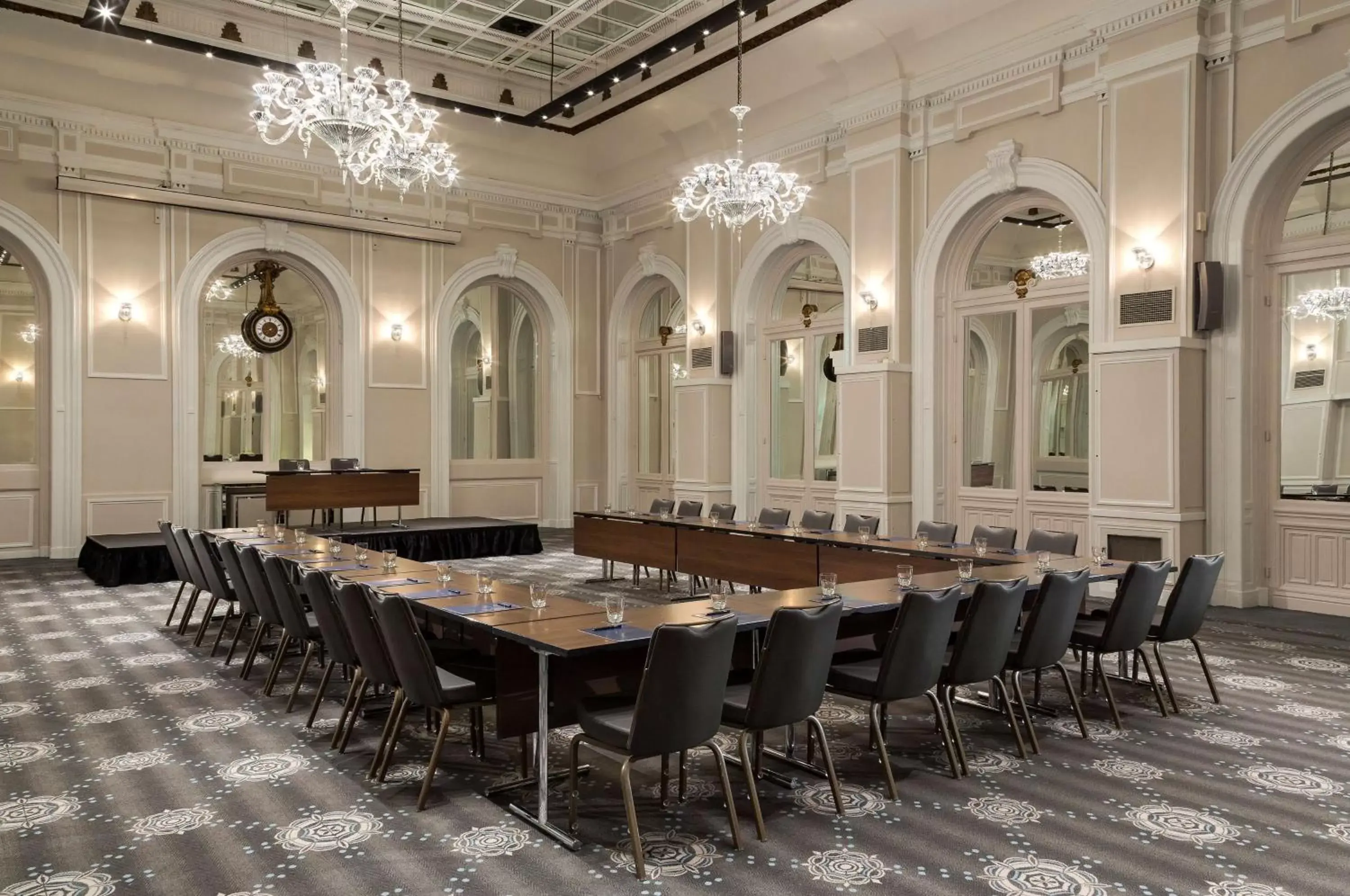 Meeting/conference room in Hilton Paris Opera