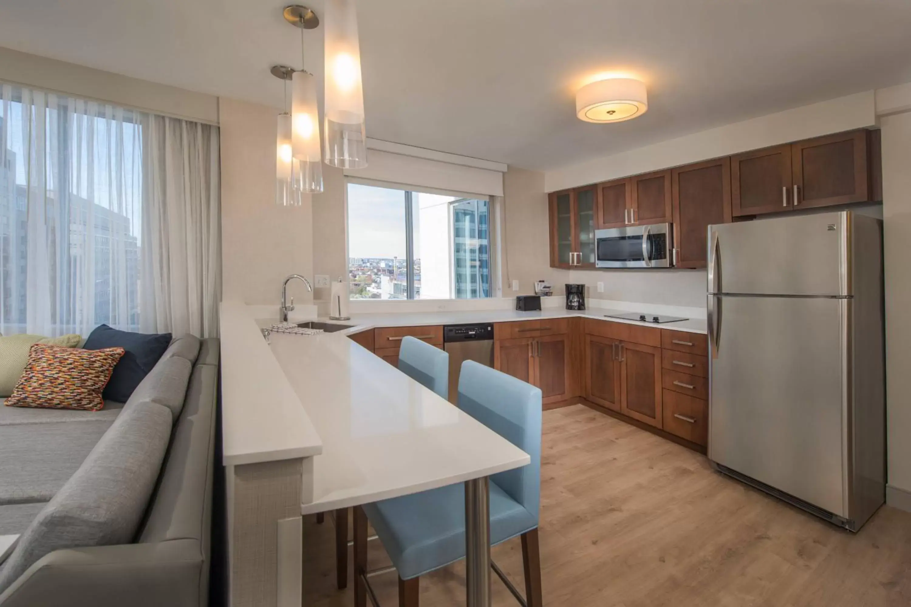 Kitchen or kitchenette, Kitchen/Kitchenette in Residence Inn by Marriott Baltimore at The Johns Hopkins Medical Campus