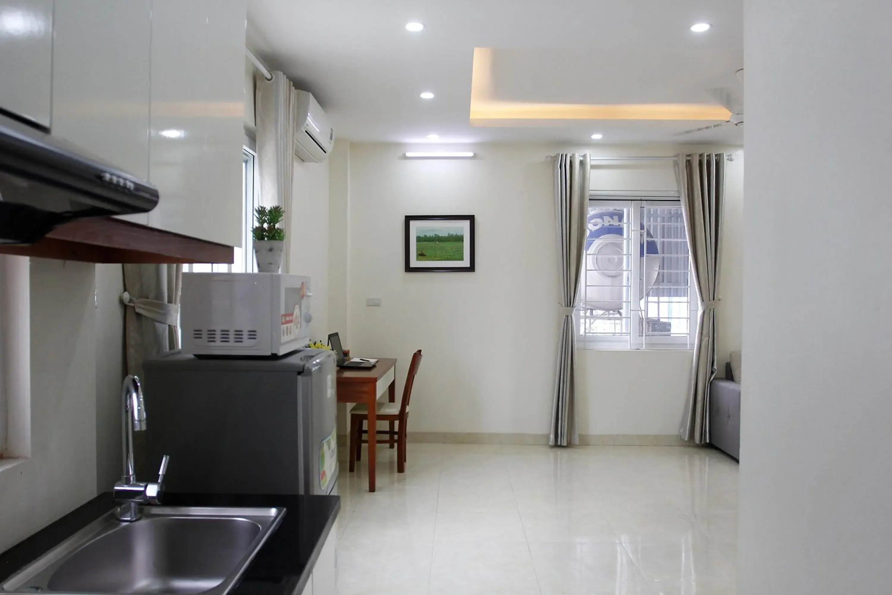 Photo of the whole room, Kitchen/Kitchenette in ISTAY Hotel Apartment 2