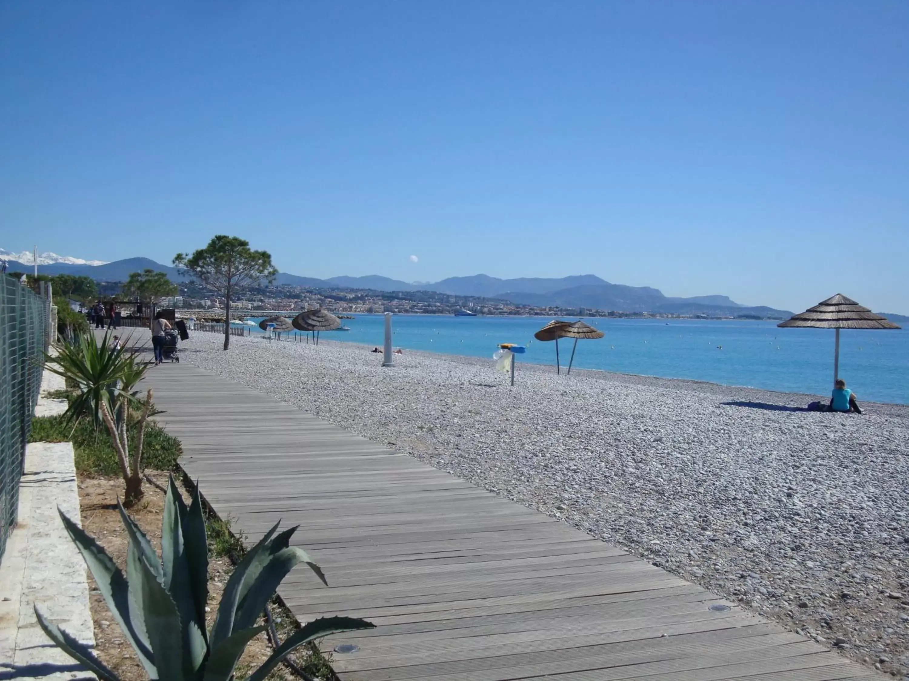 Beach in Mercure Villeneuve Loubet Plage