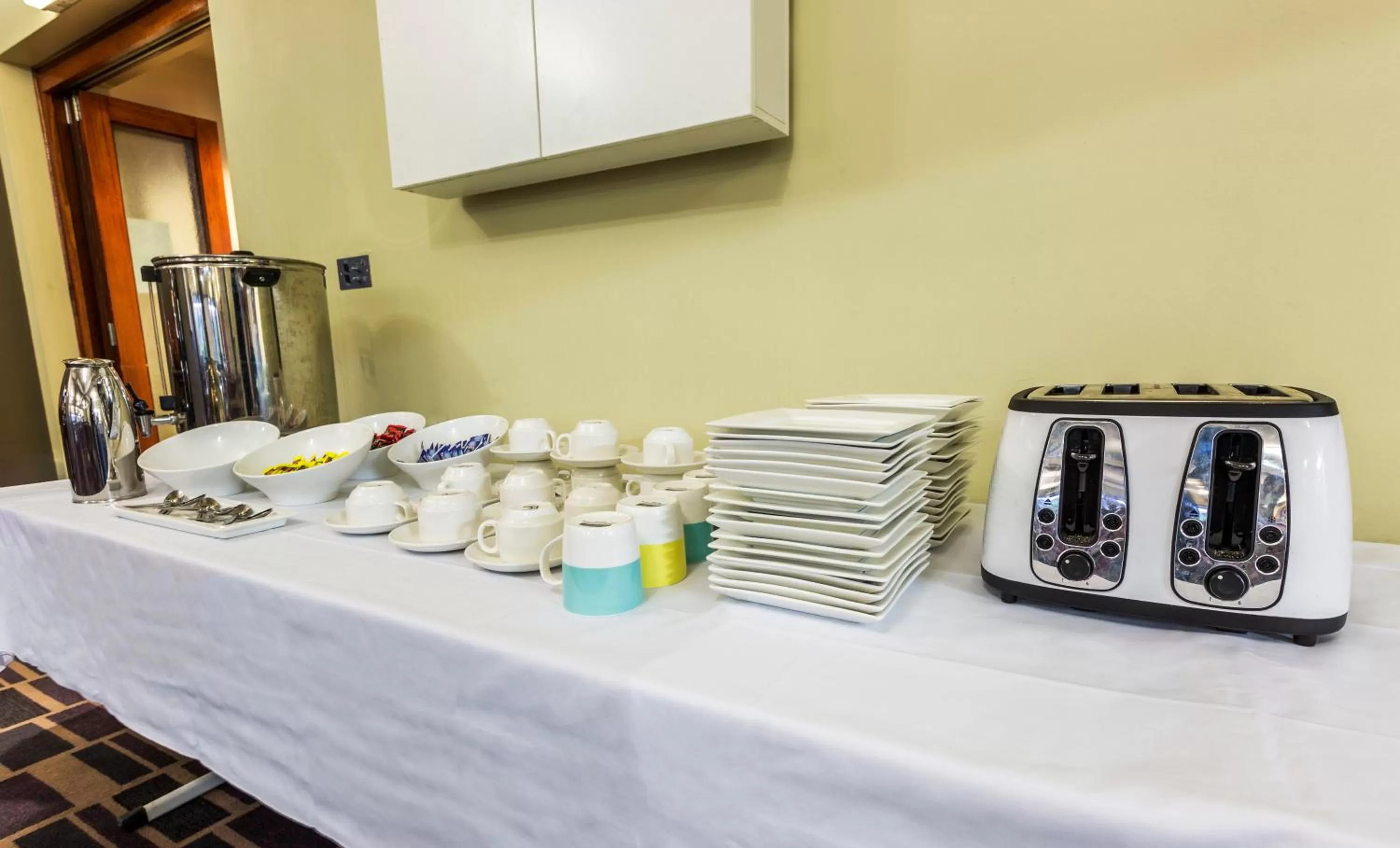 Breakfast in Boomerang Hotel