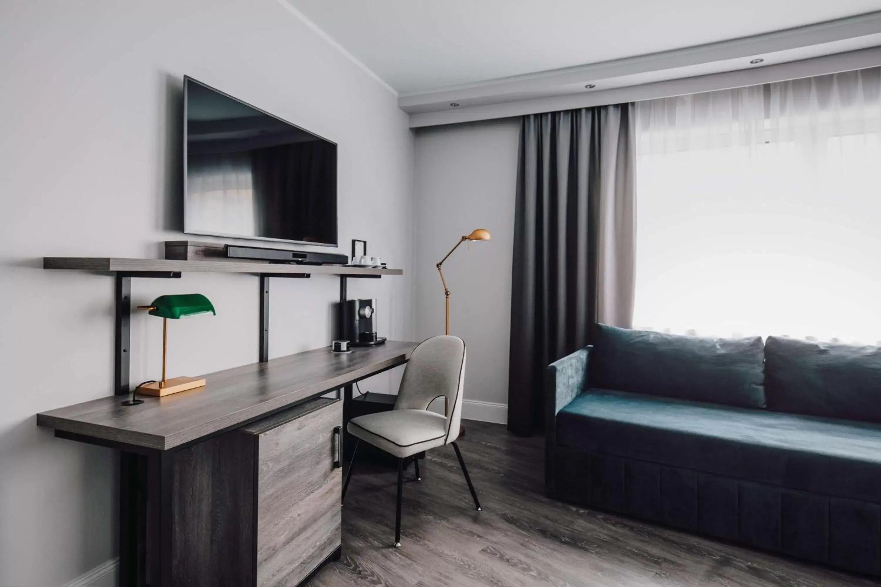 Bedroom, Seating Area in Hotel Berlin, Berlin, a member of Radisson Individuals