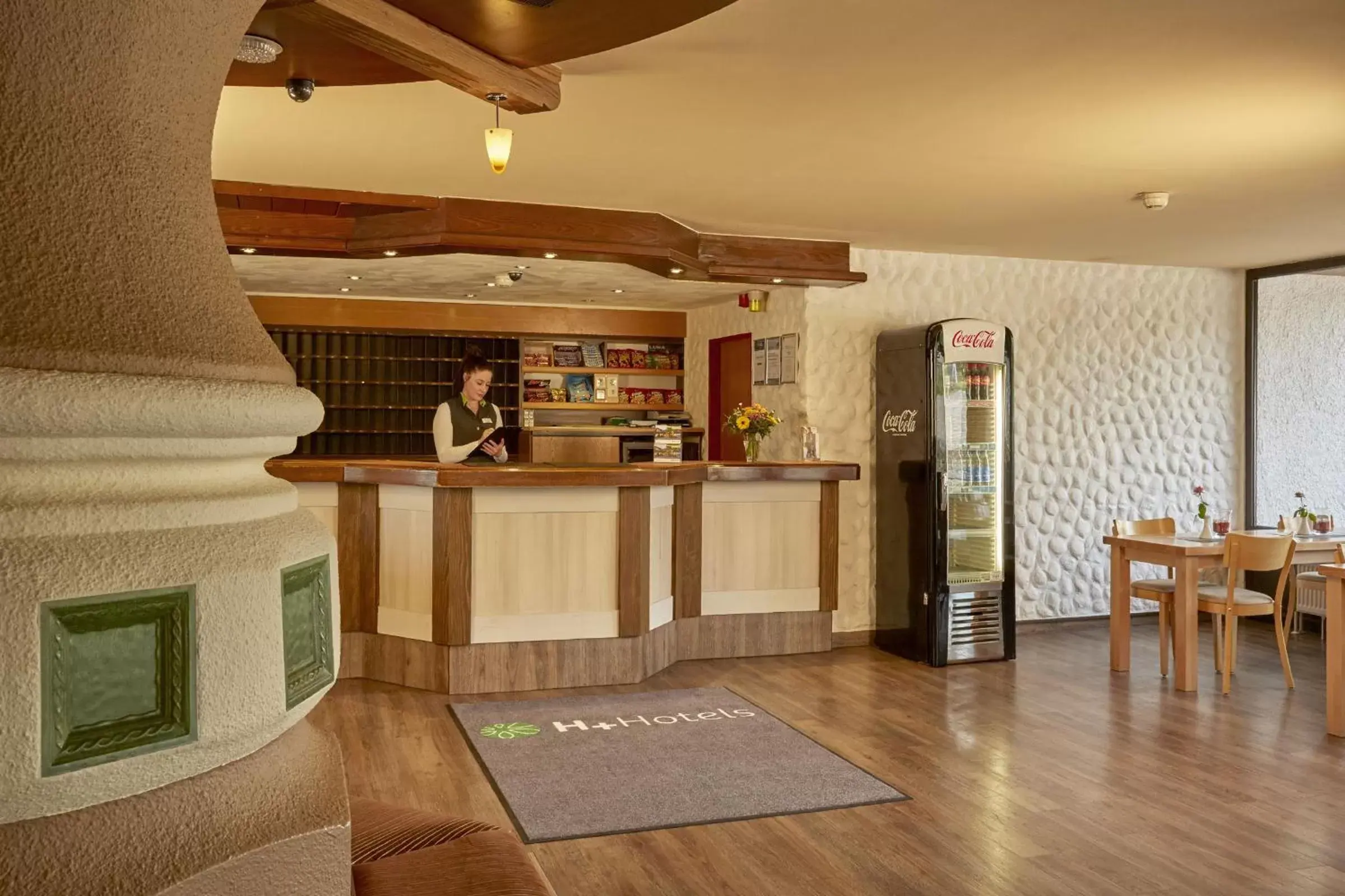 Lobby or reception in H+ Hotel Willingen