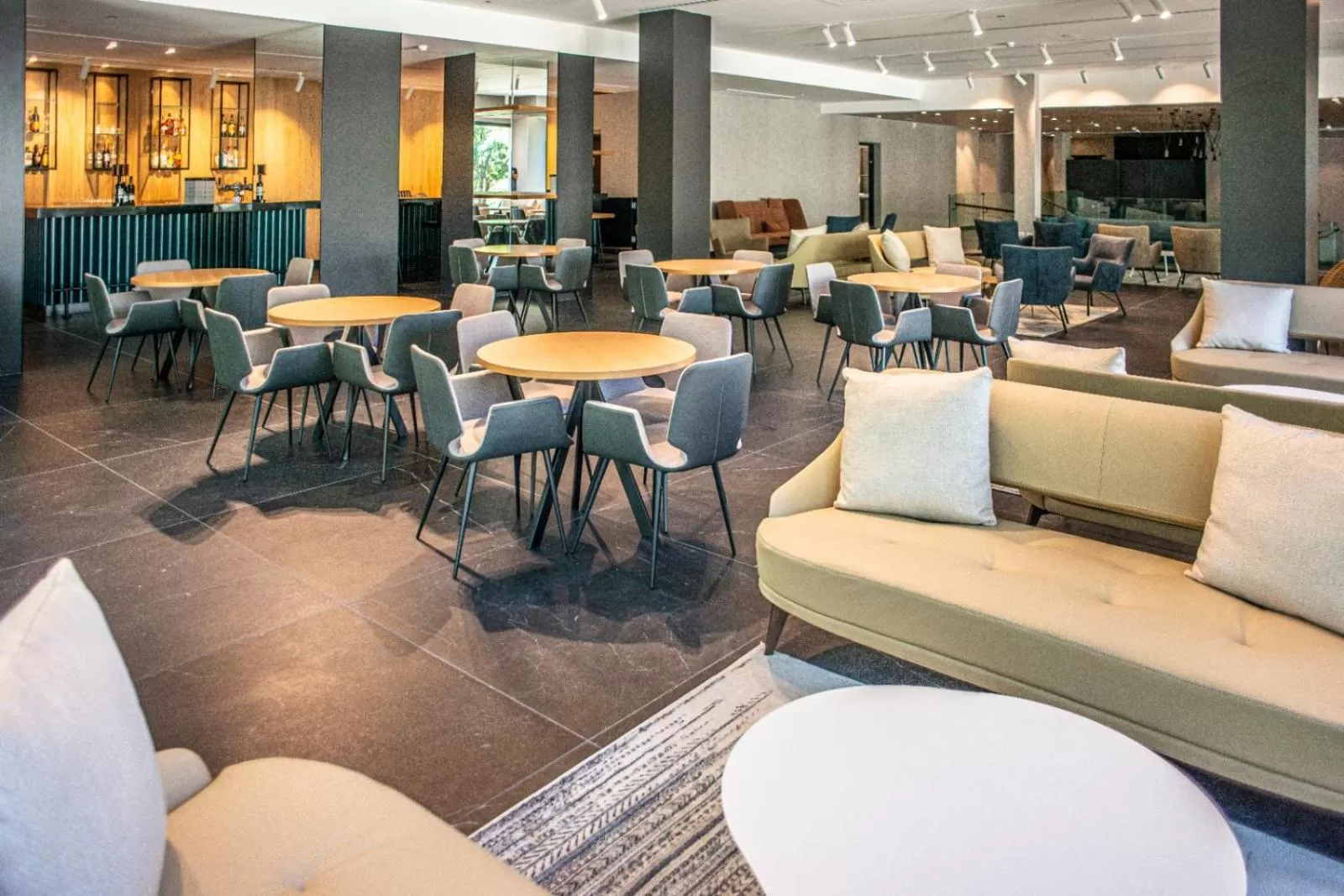 Lounge or bar in Kfar Giladi Hotel