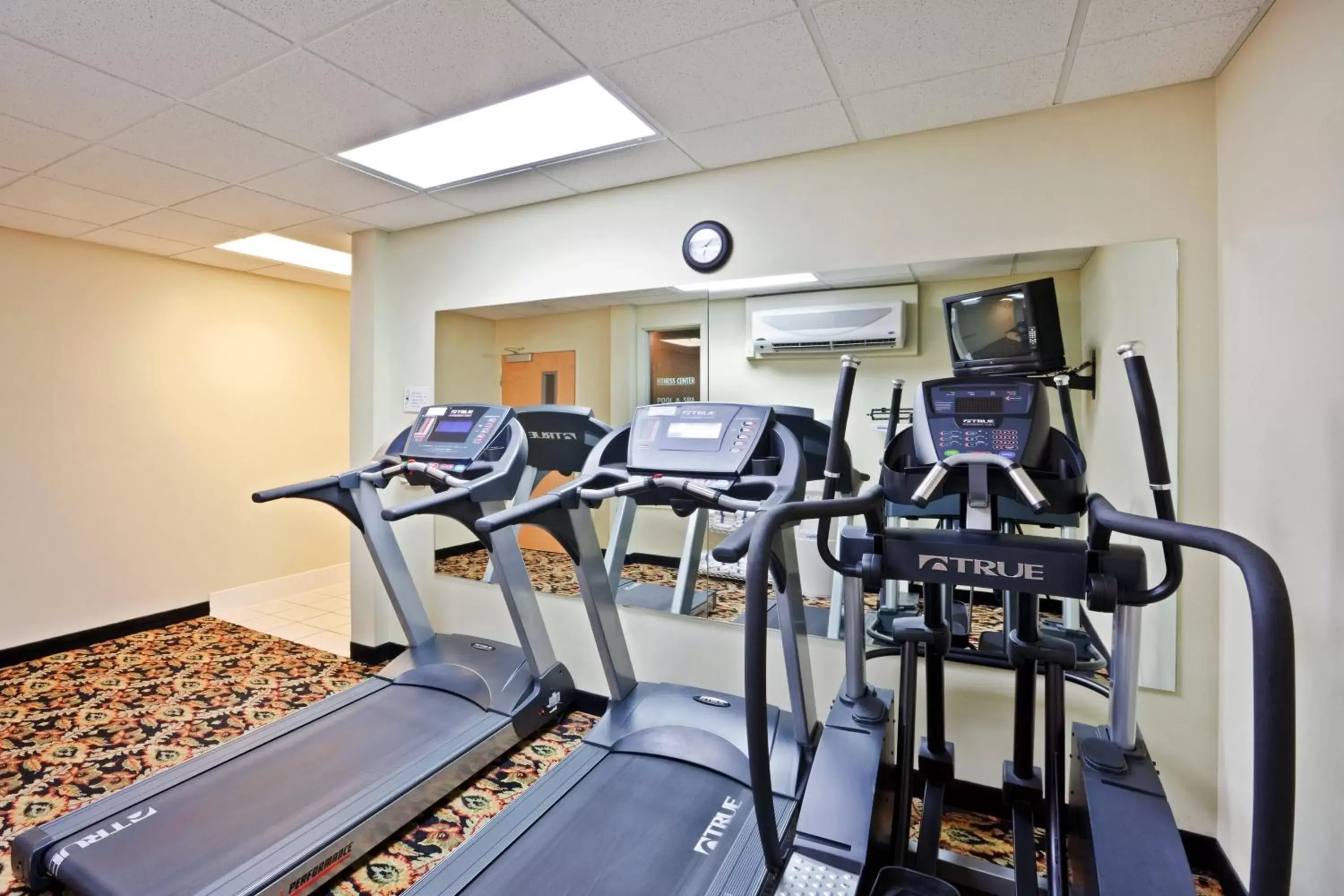 Fitness centre/facilities, Fitness Center/Facilities in Holiday Inn Express Corvallis-On the River, an IHG Hotel