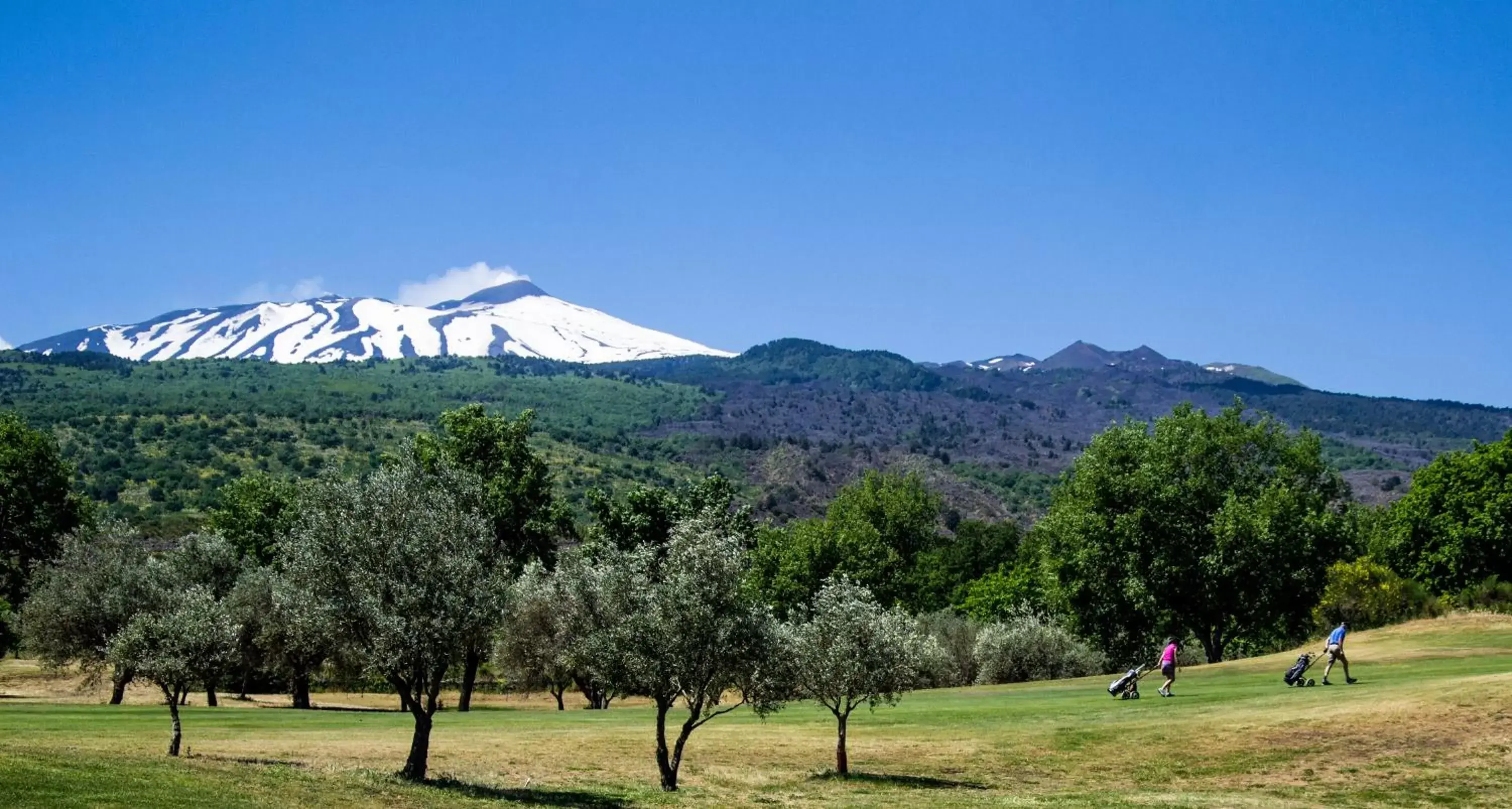 Golfcourse in Il Picciolo Etna Golf Resort & Spa