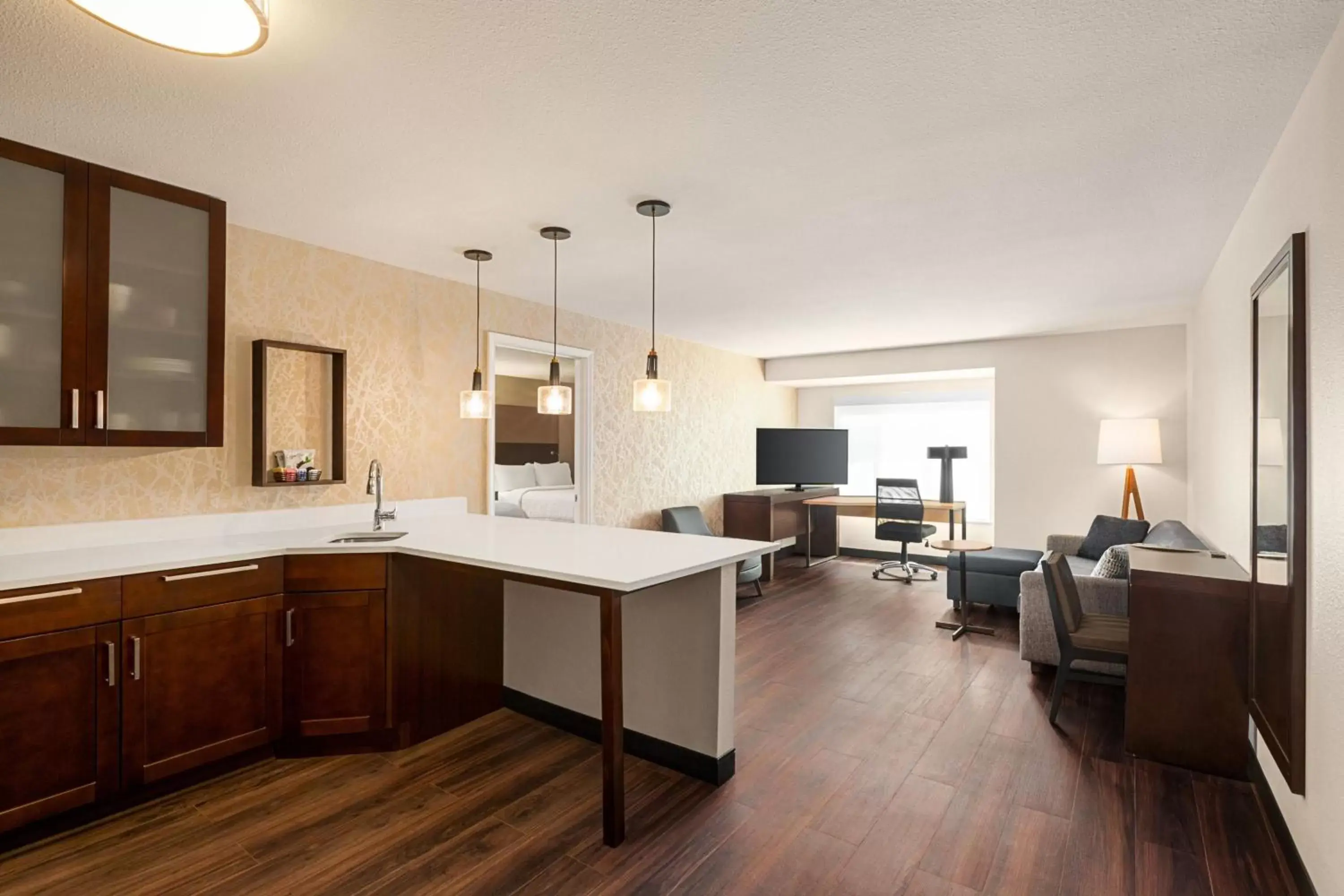 Bedroom, Kitchen/Kitchenette in Residence Inn Denver Cherry Creek