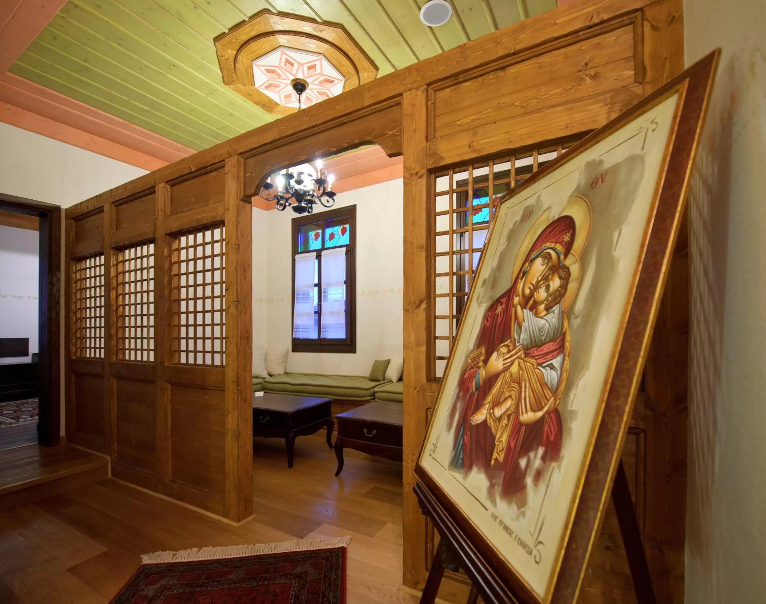 Decorative detail, Bed in Orologopoulos Mansion Luxury Hotel