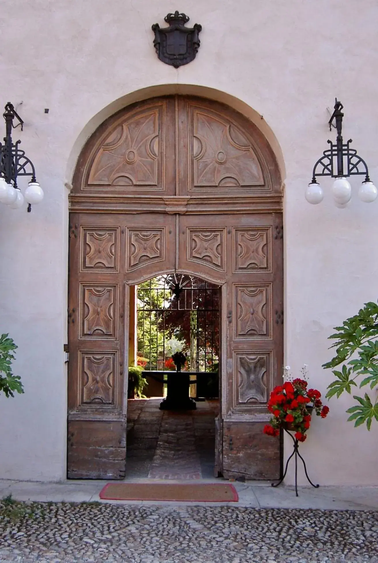 Facade/entrance in Albergo Real Castello