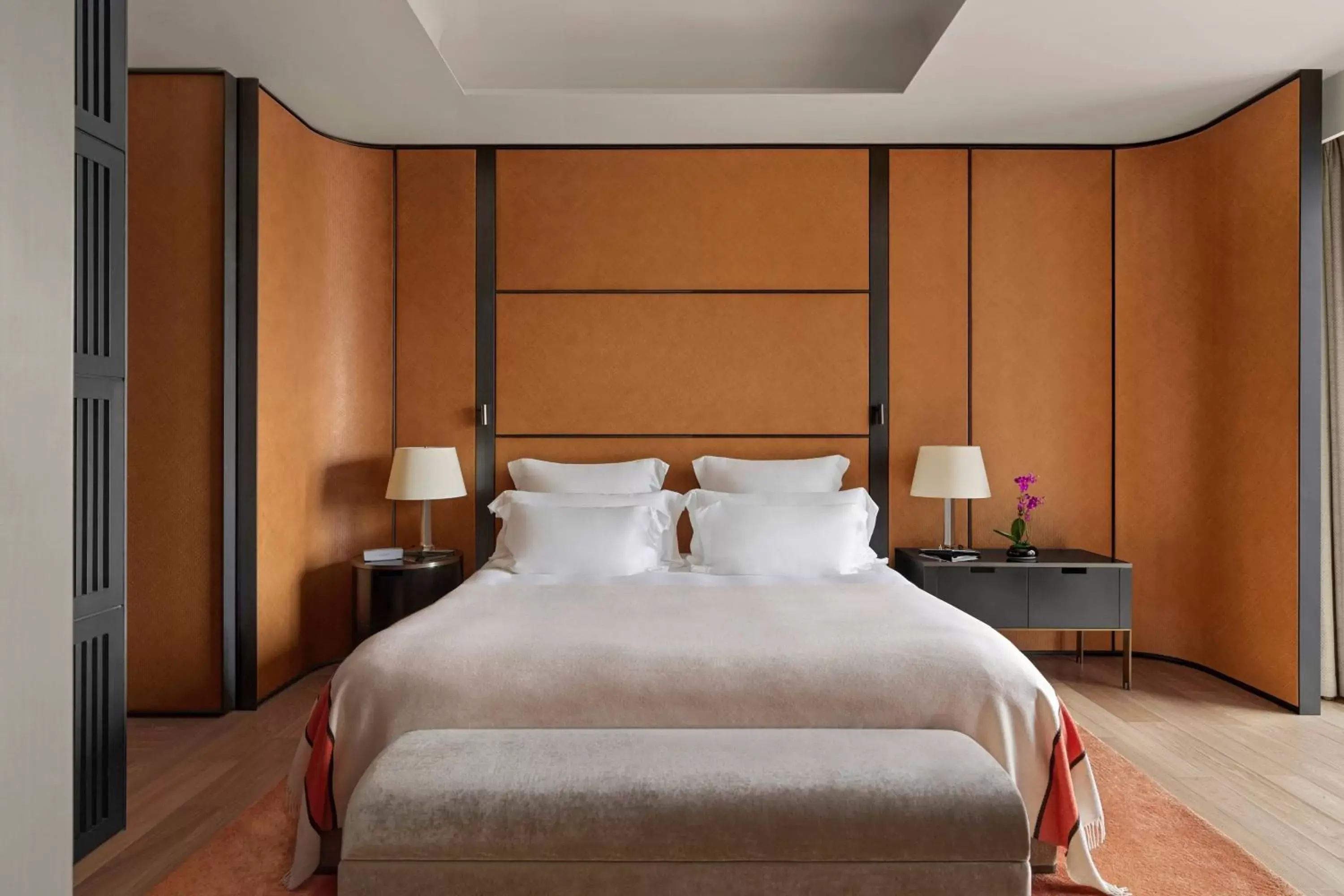 Bedroom, Bed in Bulgari Hotel, Beijing