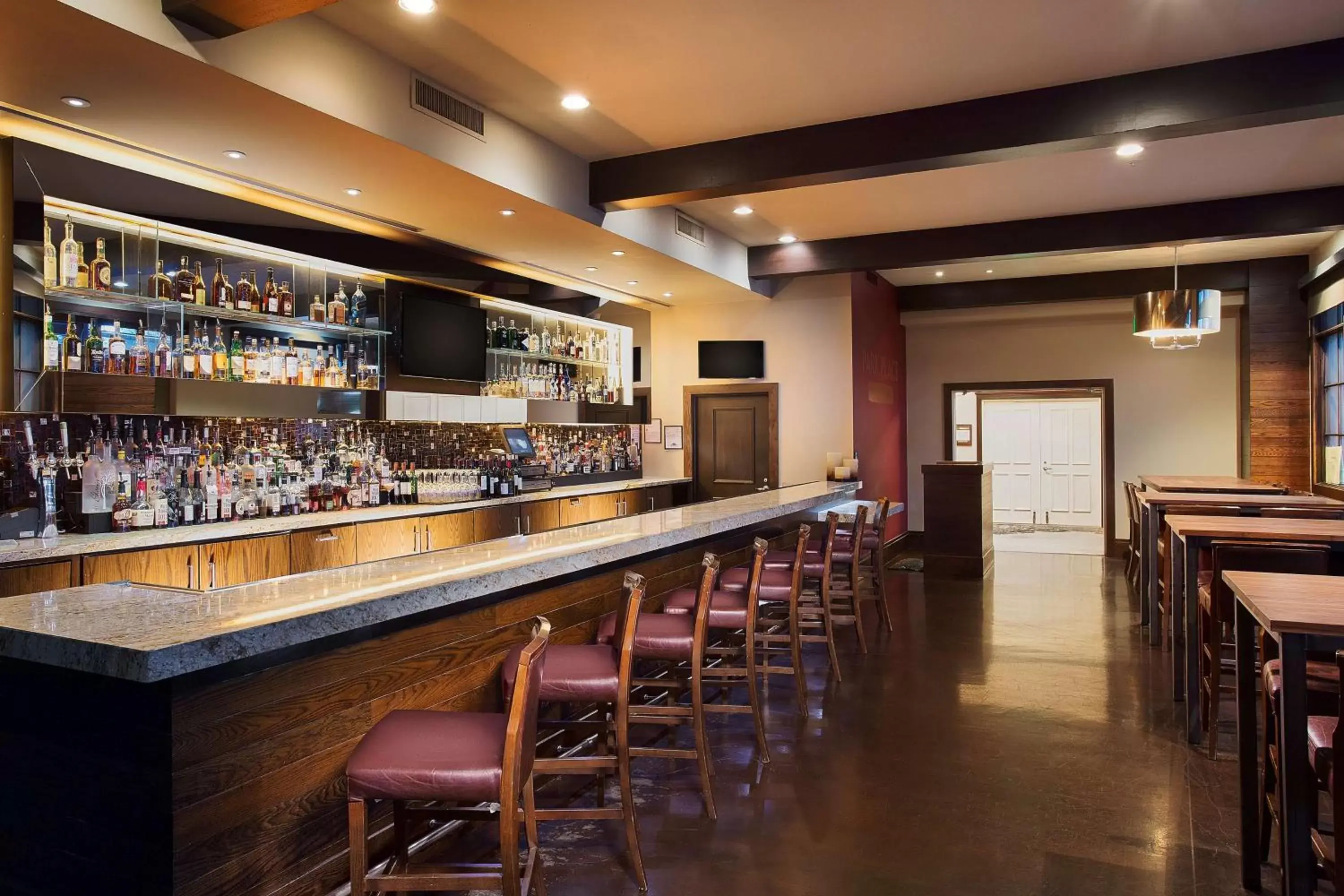 Restaurant/places to eat, Lounge/Bar in Juniper Hotel Cupertino, Curio Collection by Hilton
