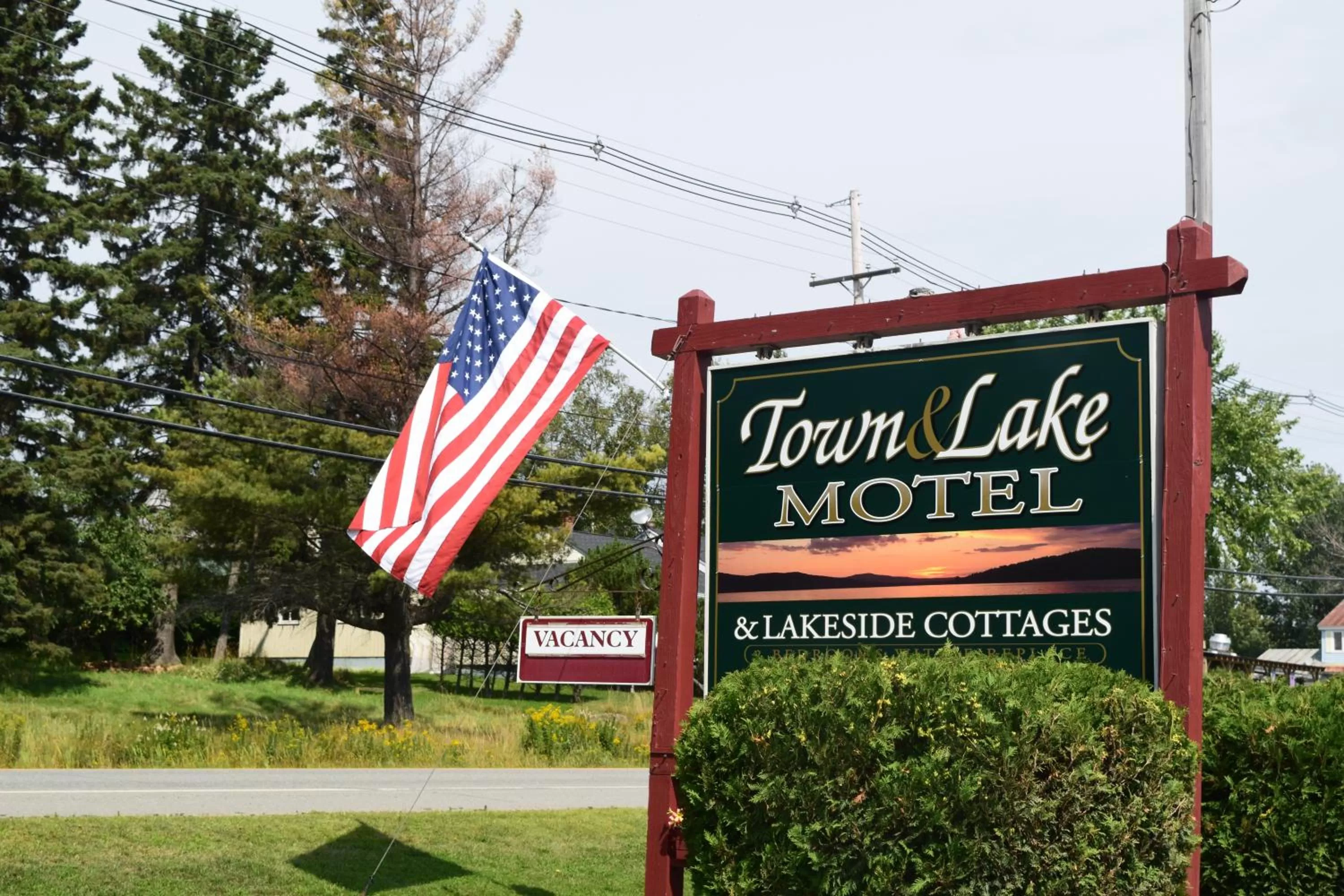 Facade/entrance in Rangeley Town & Lake