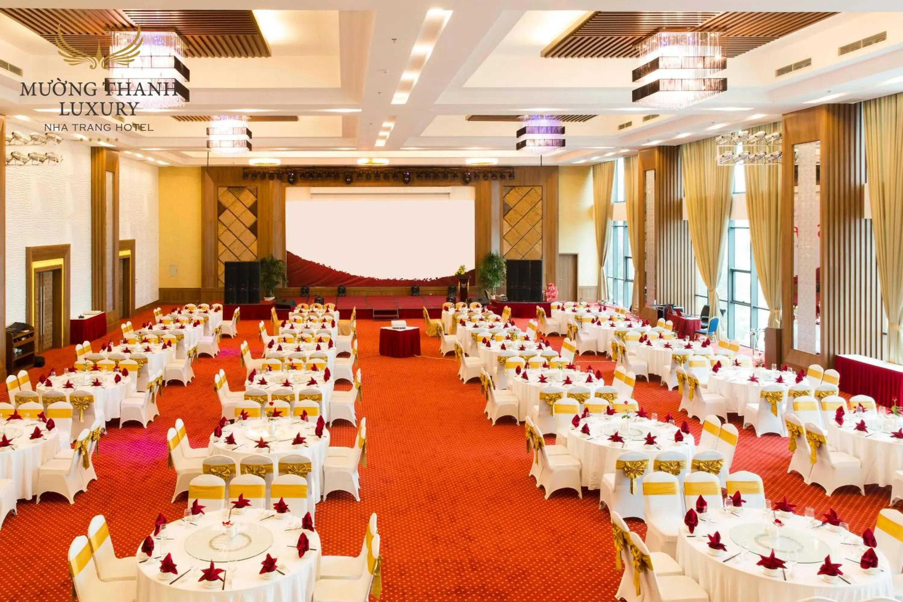 Property building, Banquet Facilities in Muong Thanh Luxury Nha Trang Hotel