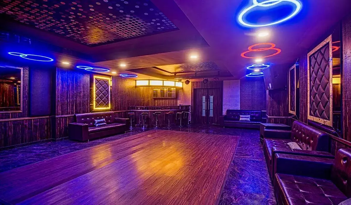 Nightclub / DJ in Renest Jaipur