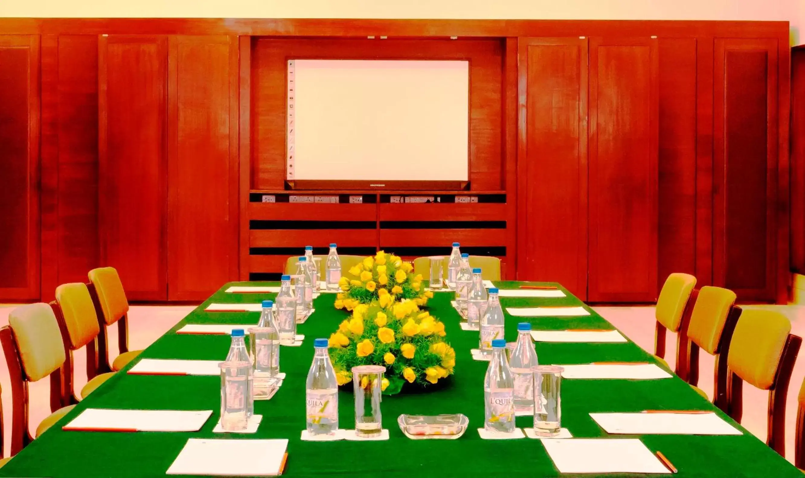 Business facilities in Trident Agra