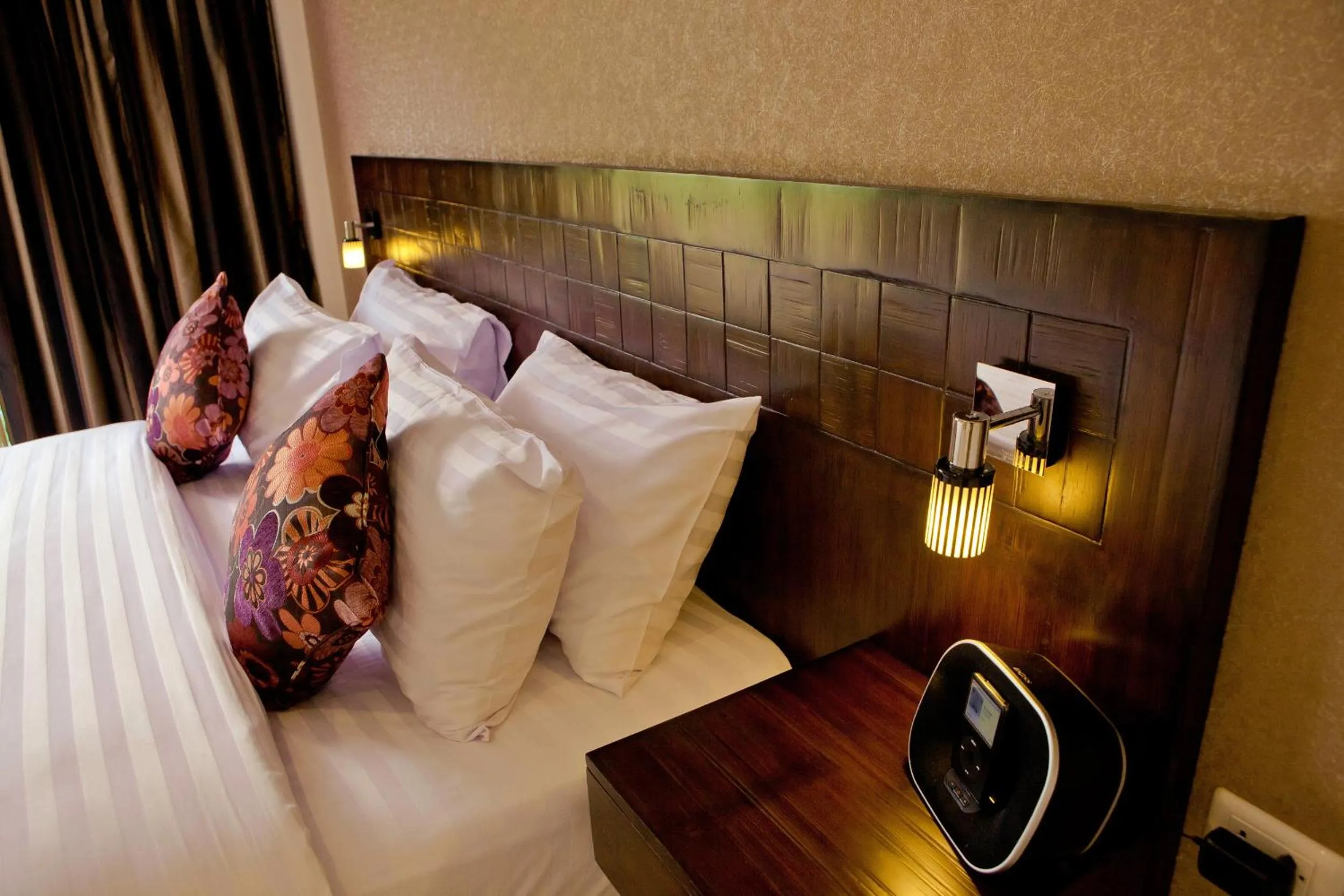 Bed in Mellow Space Boutique Rooms