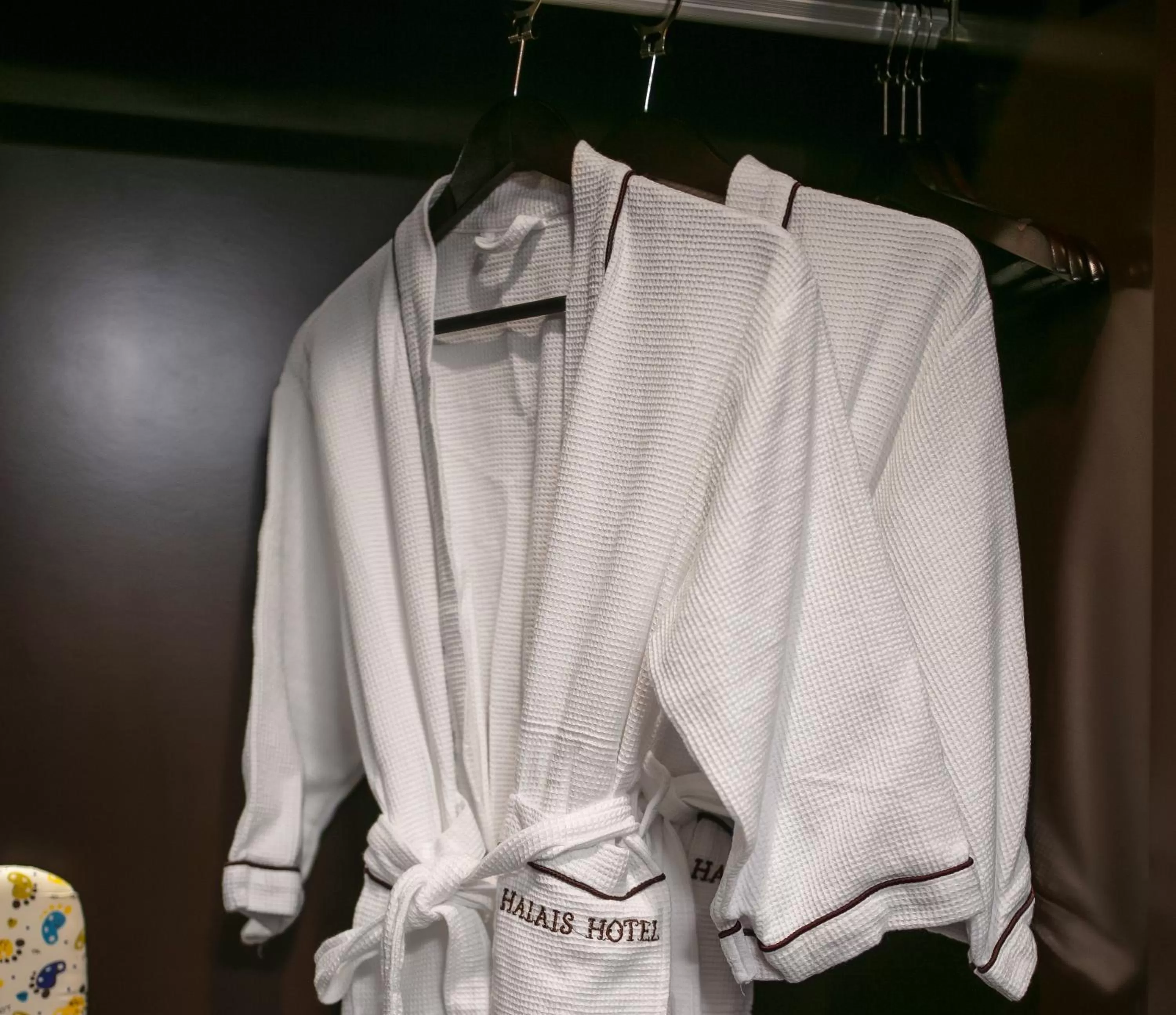 wardrobe in Halais Hotel