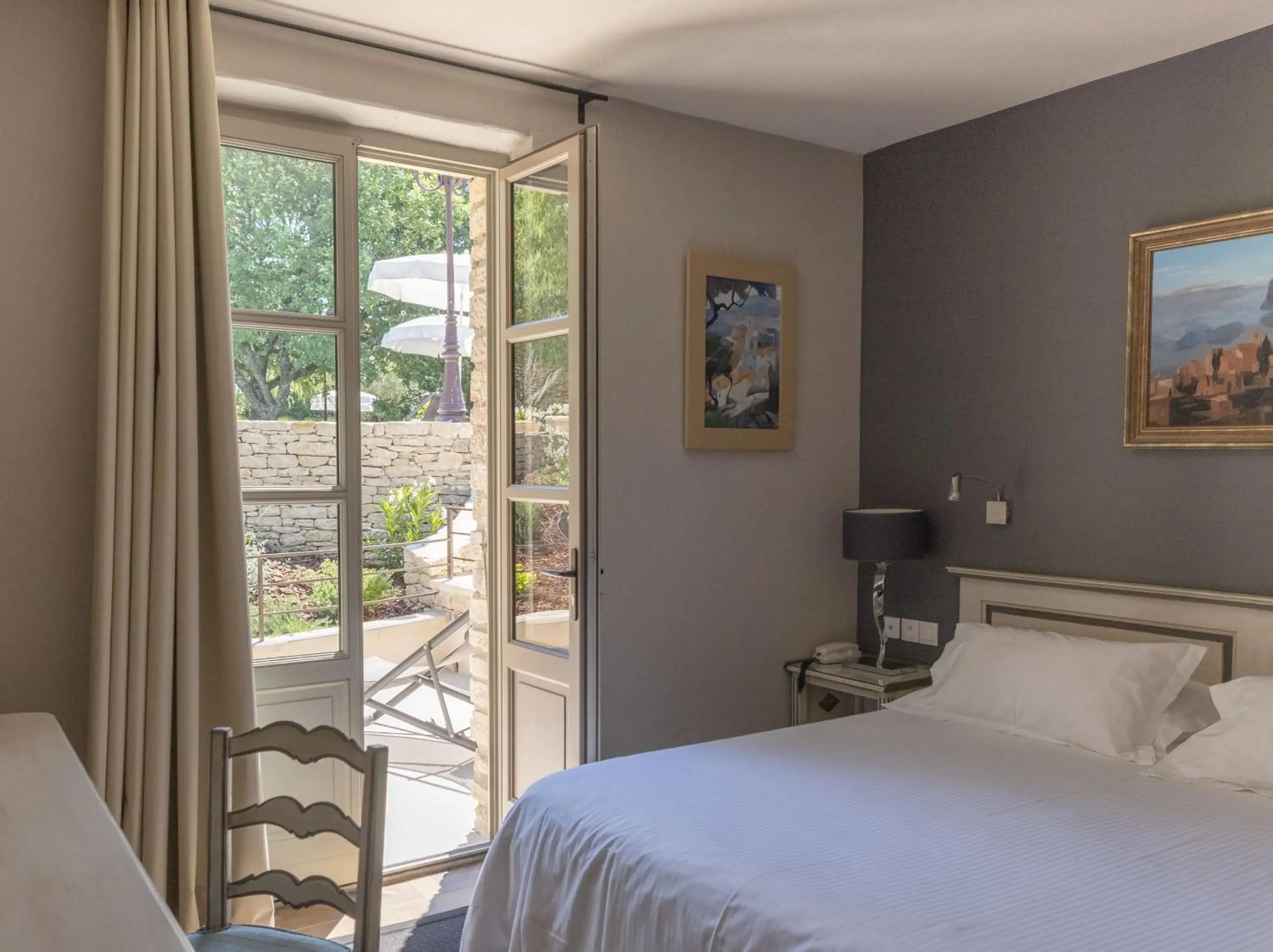 View (from property/room), Bed in Le Jas de Gordes