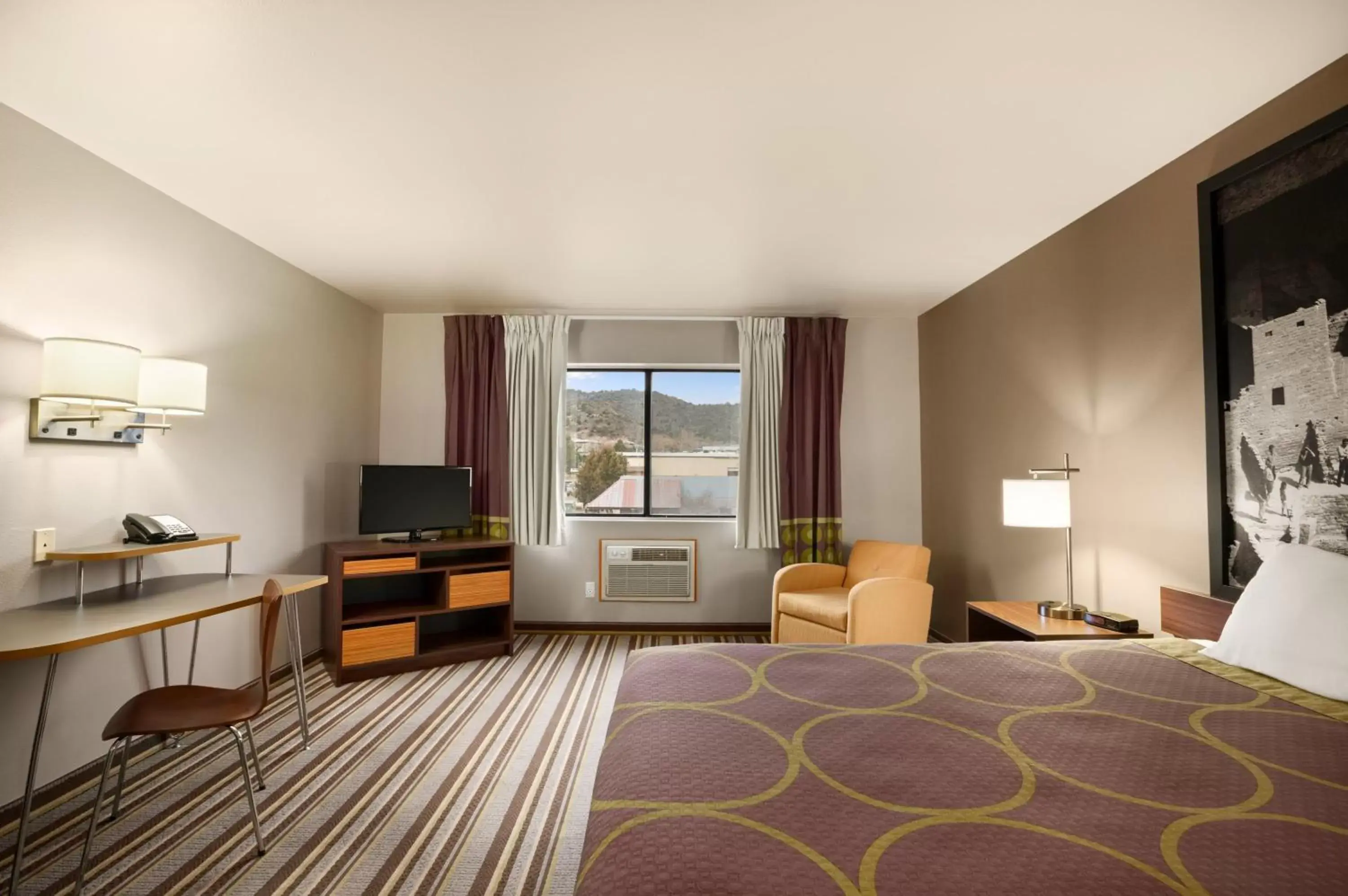 Photo of the whole room in Super 8 by Wyndham Durango