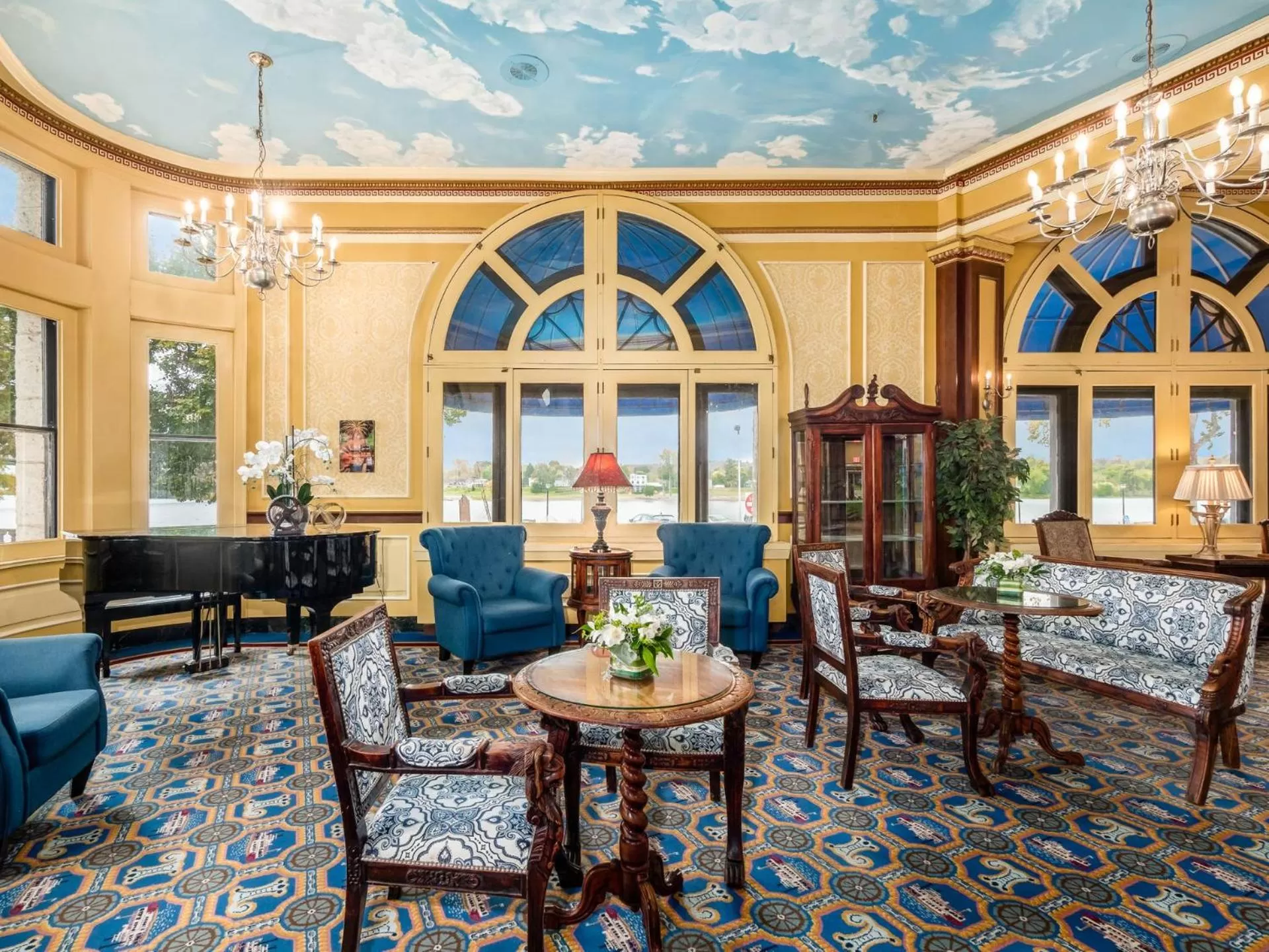 Property building in Lafayette Hotel Marietta