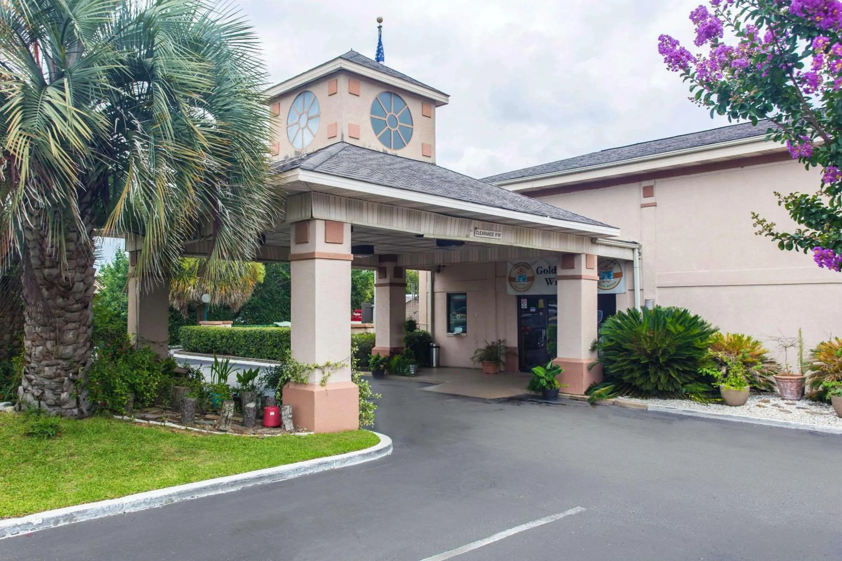 Property building in Quality Inn Goose Creek - Charleston