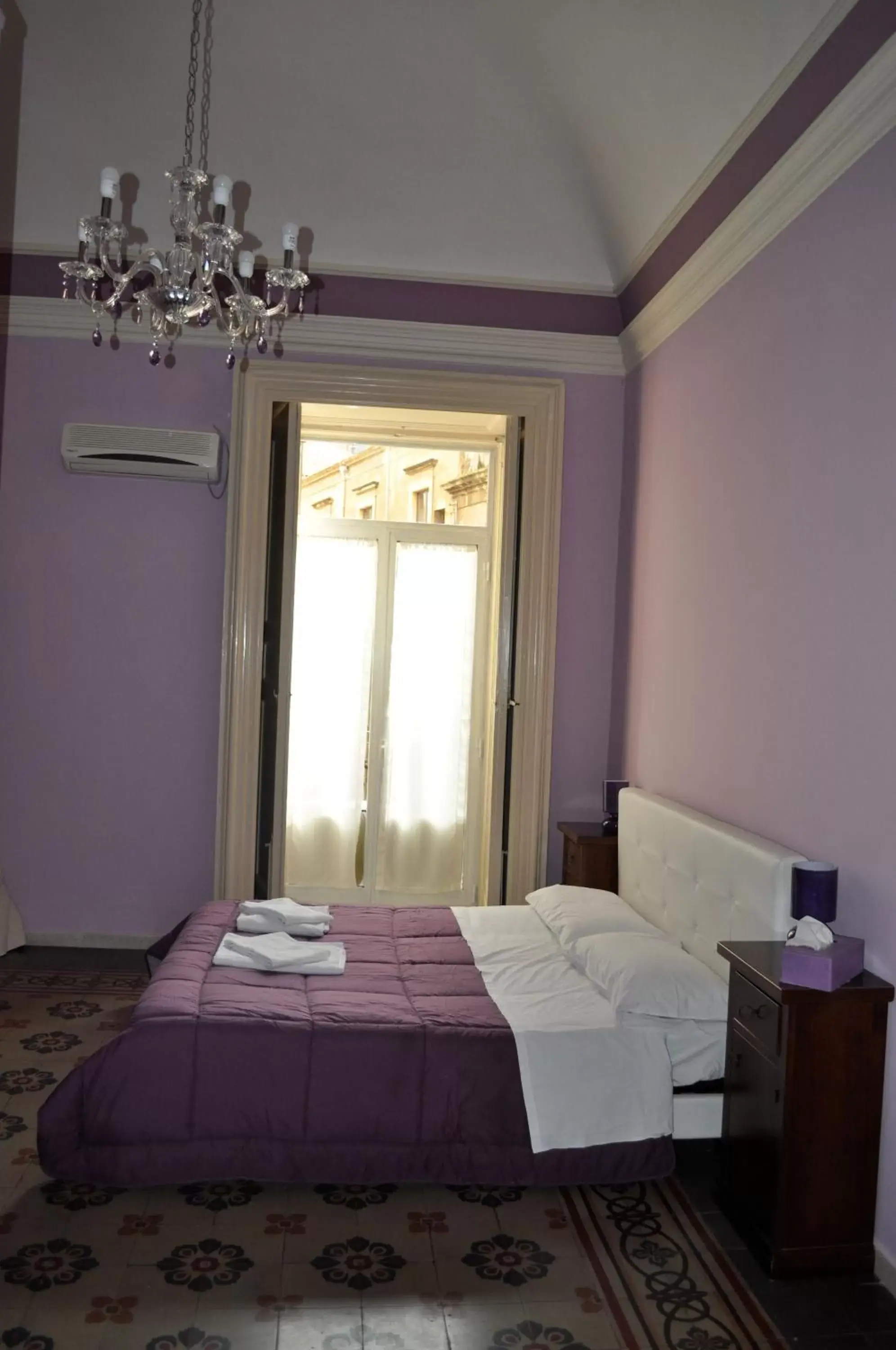 Double or Twin Room in B&B Teatro Bellini Double or Twin Room in B&B Teatro Bellini