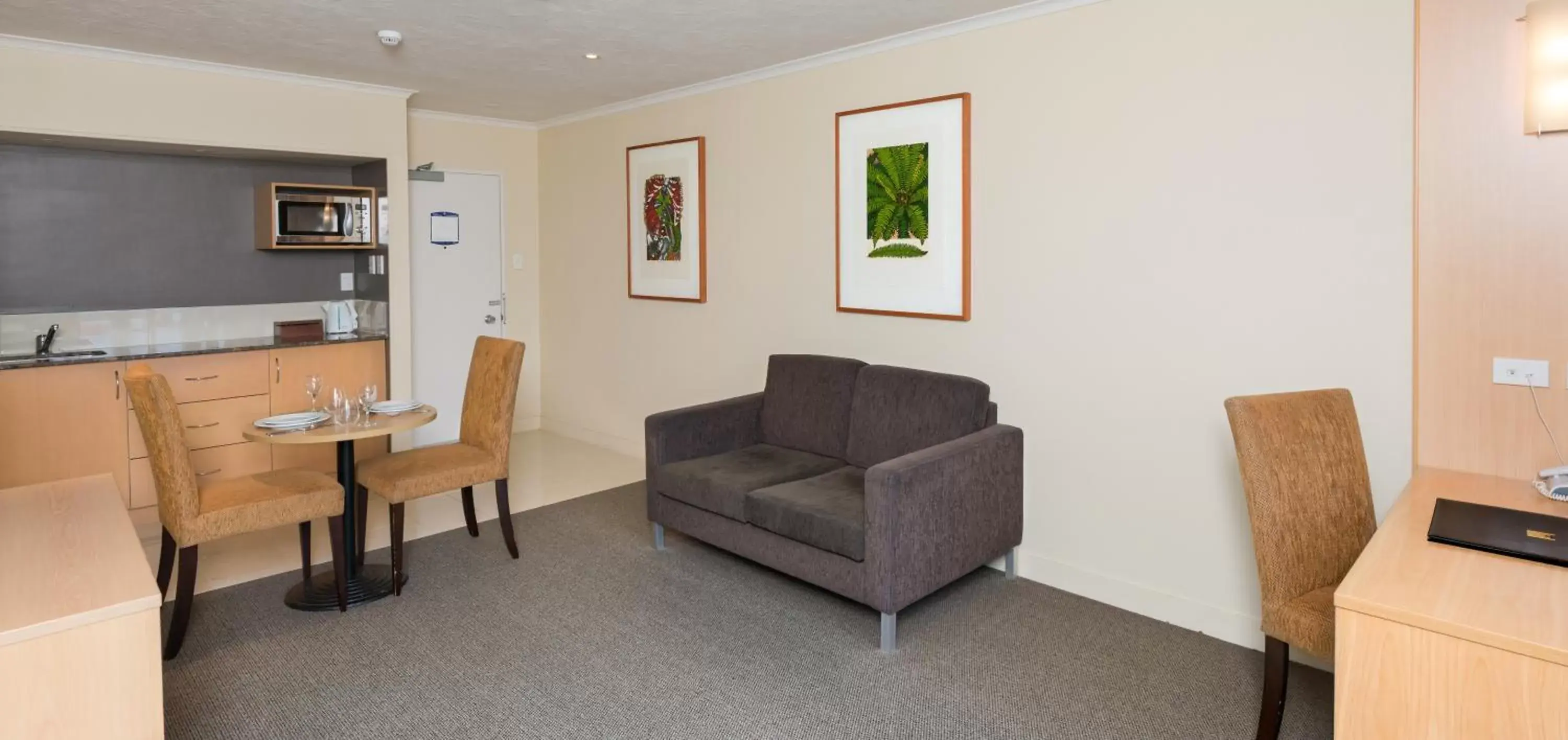 Living room, Seating Area in Copthorne Hotel Auckland City