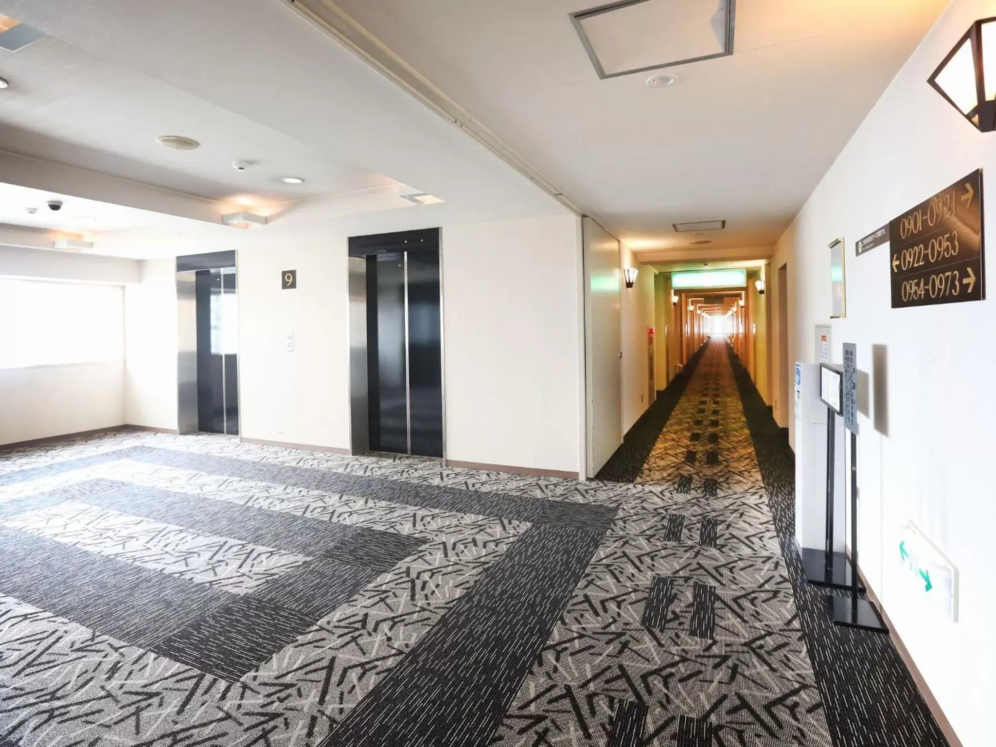Lobby or reception in APA Hotel & Resort Sapporo