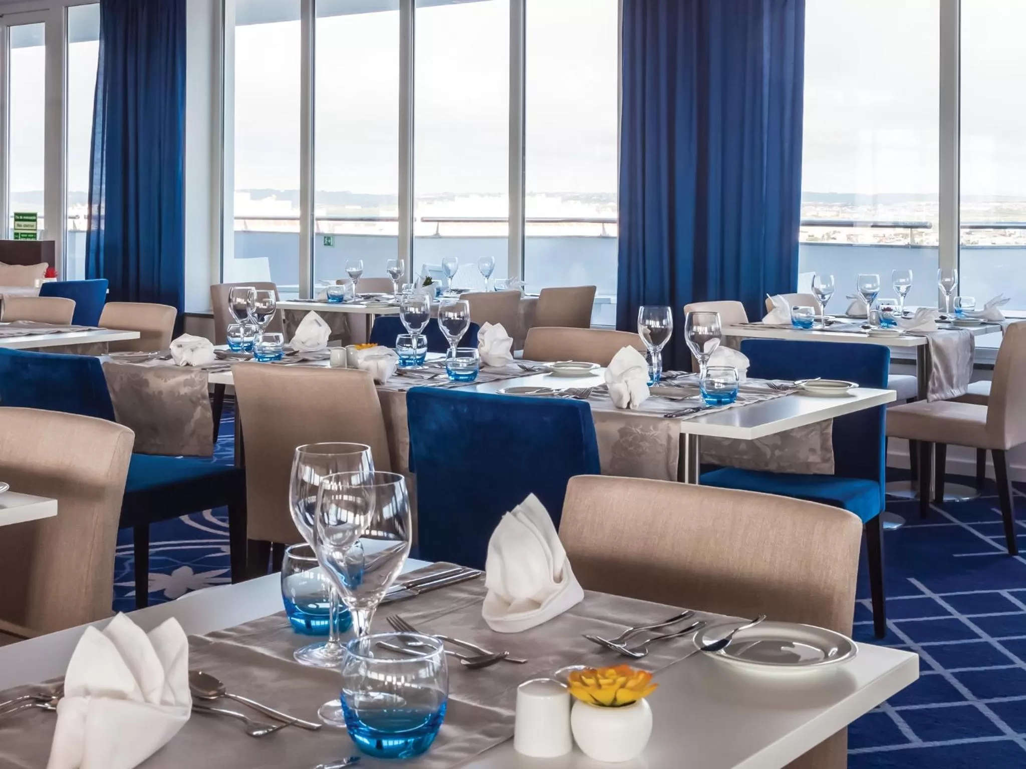 Restaurant/places to eat in MH Peniche