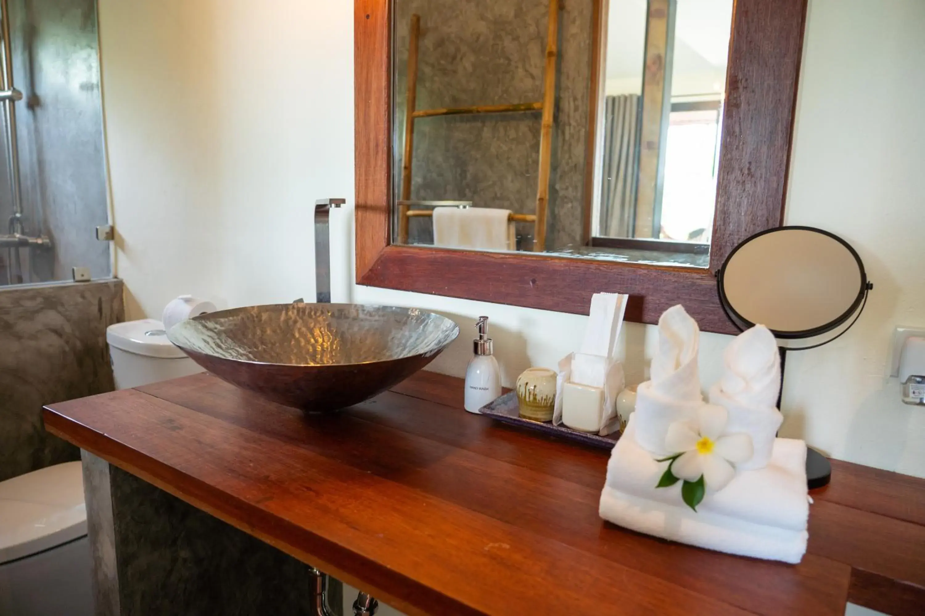 Shower, Bathroom in Sea Dance Resort