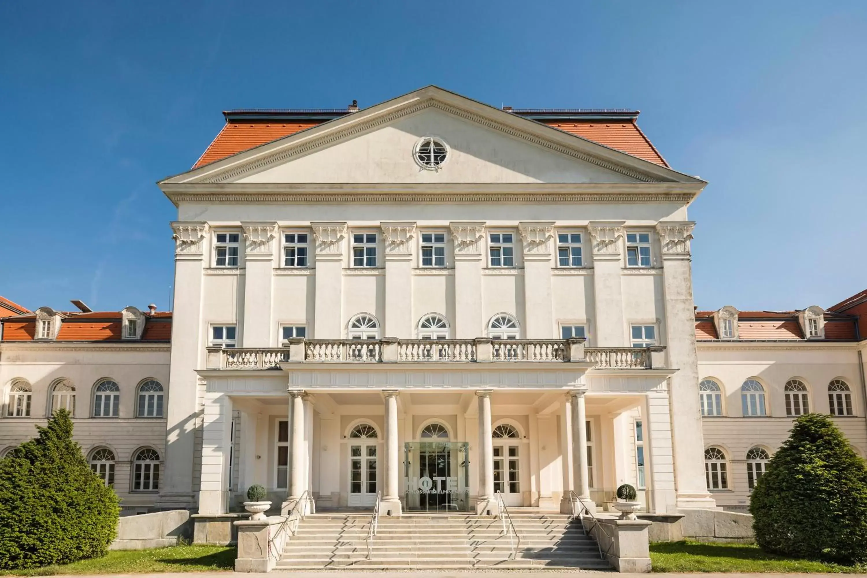 Property Building in Austria Trend Hotel Schloss Wilhelminenberg Wien