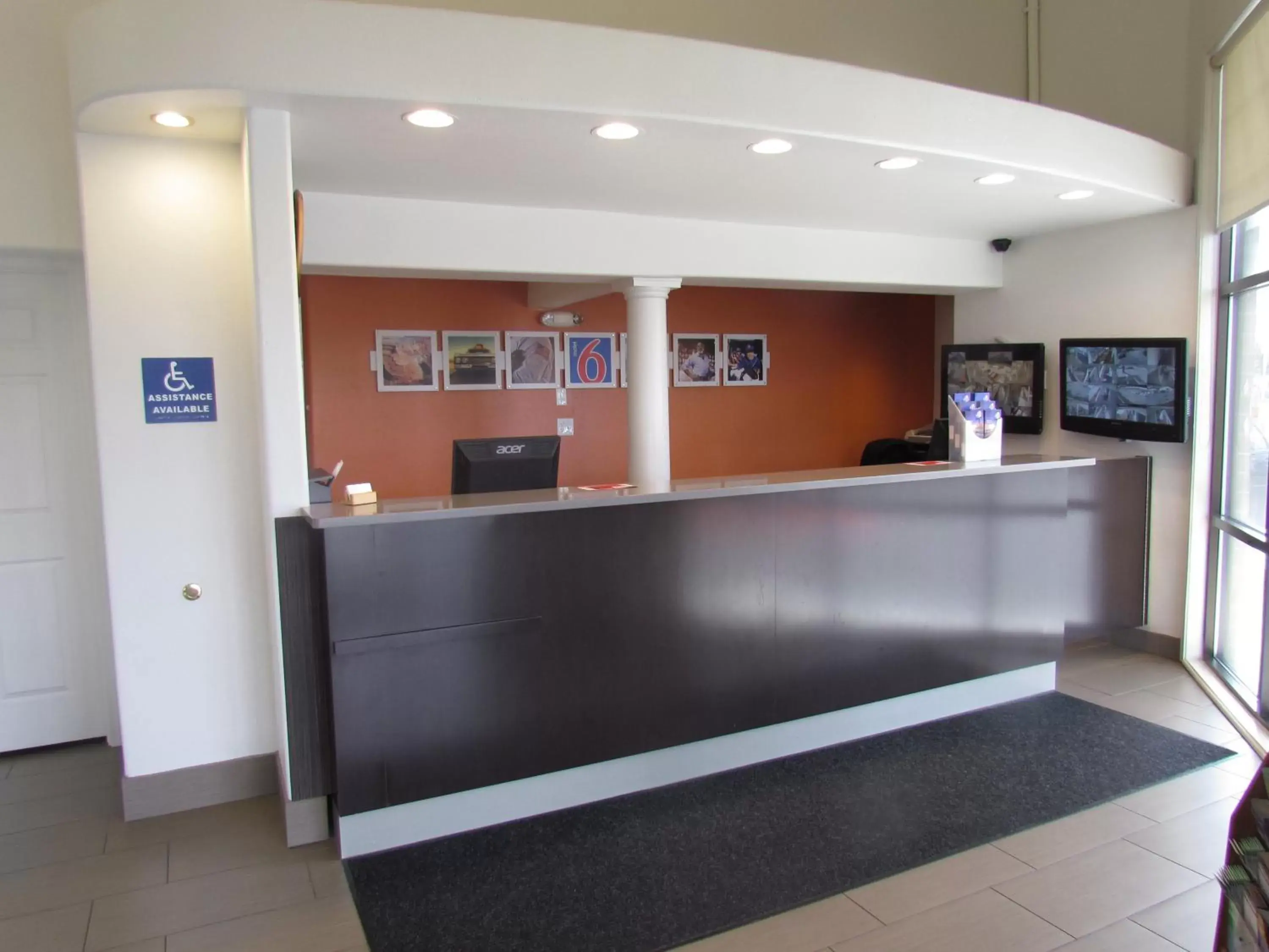 Lobby or reception, Lobby/Reception in Motel 6-Vancouver, WA