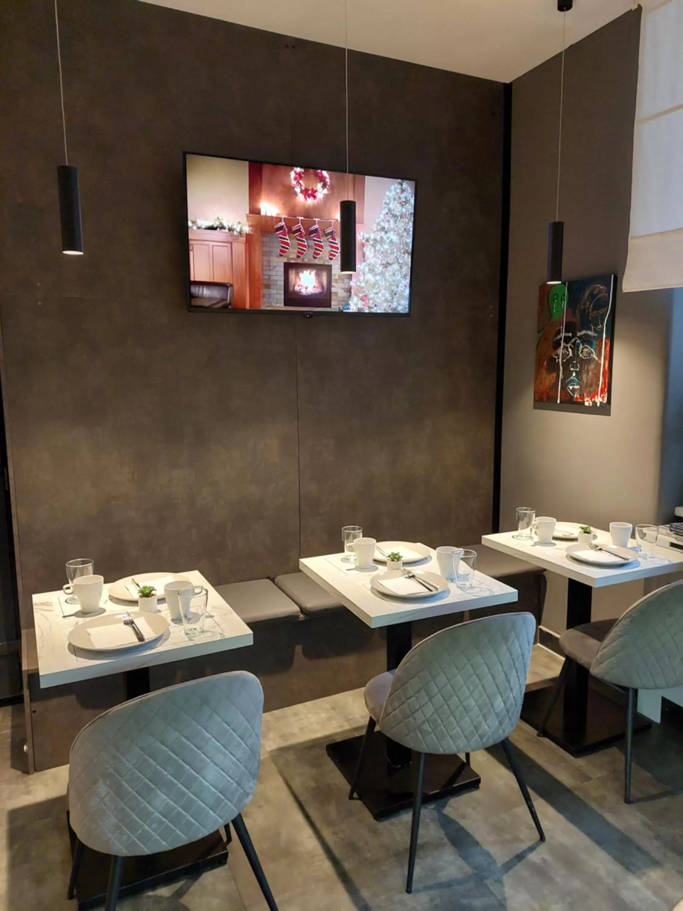 Restaurant/Places to Eat in A8 b&b