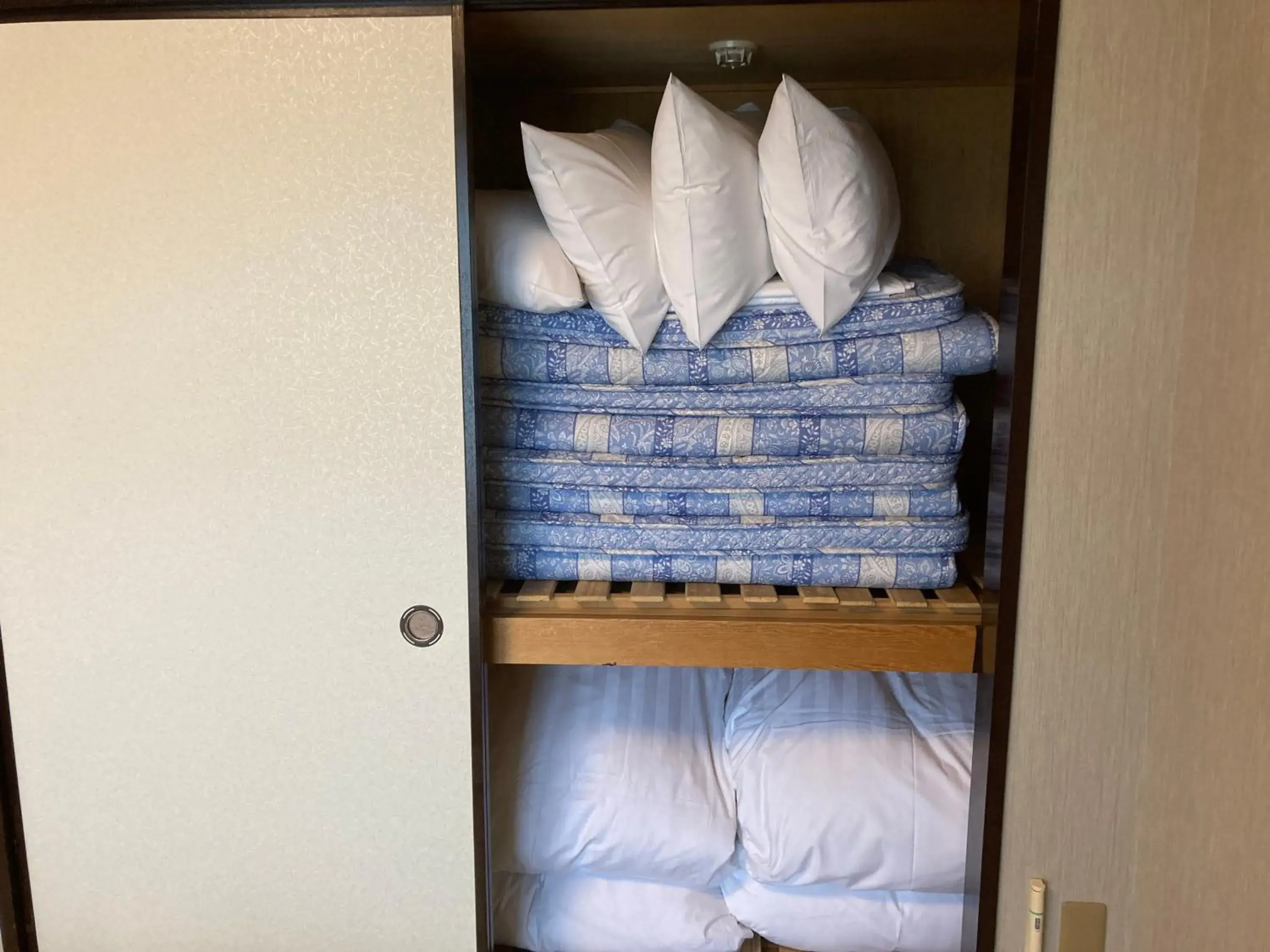 Photo of the whole room, Bed in Route Inn Grantia Fukuoka Miyawaka - Wakita Onsen